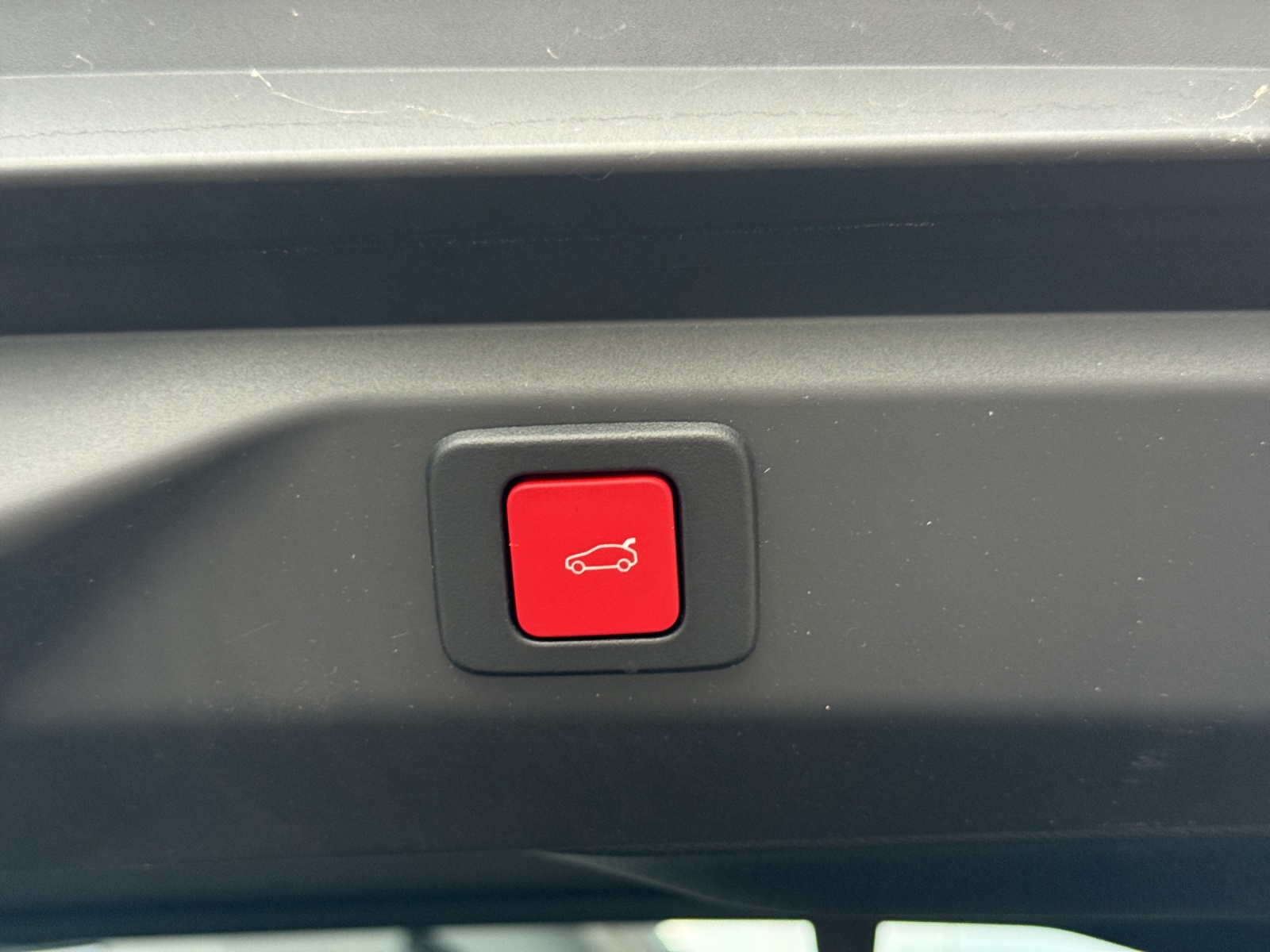 PEUGEOT 3008 145 e-DCS6 Hybrid GT-image-19