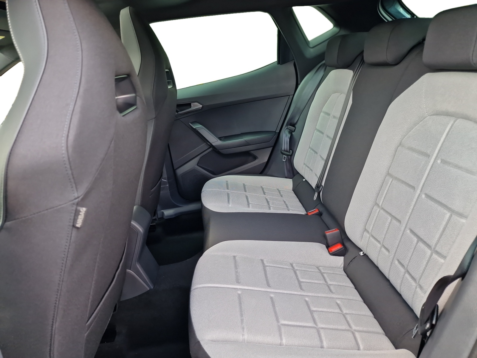SEAT Ibiza 1.5 Eco TSI FR Panorama 5 Jahre Garantie-image-22