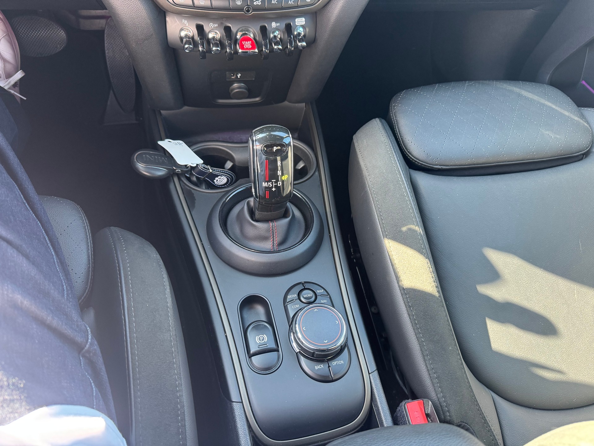 MINI Countryman Cooper SD ALL4 Steptronic-image-19