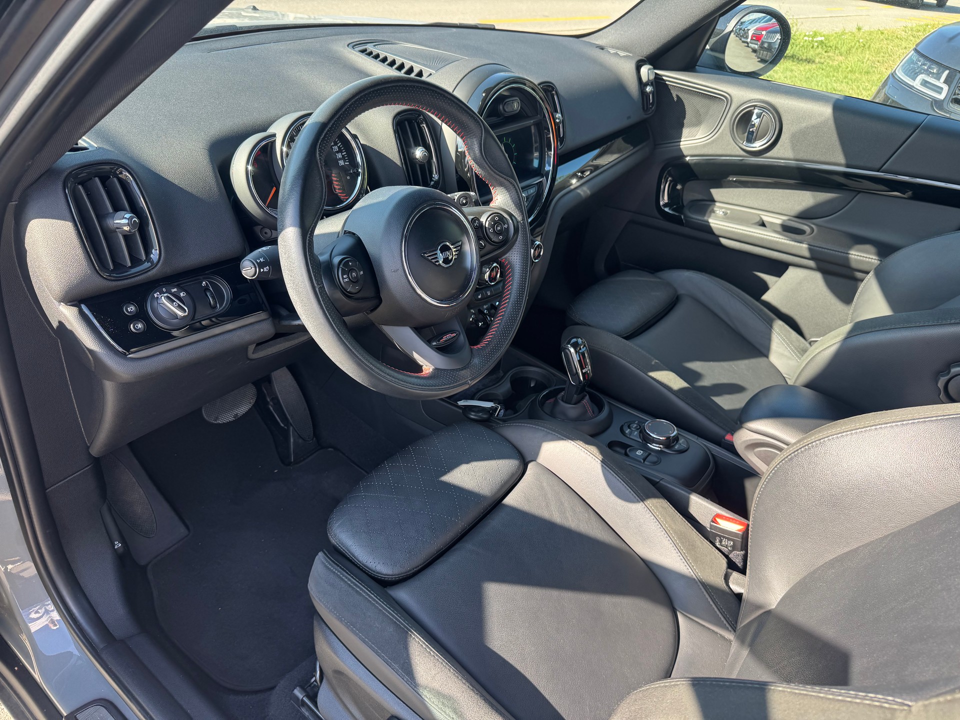 MINI Countryman Cooper SD ALL4 Steptronic-image-13