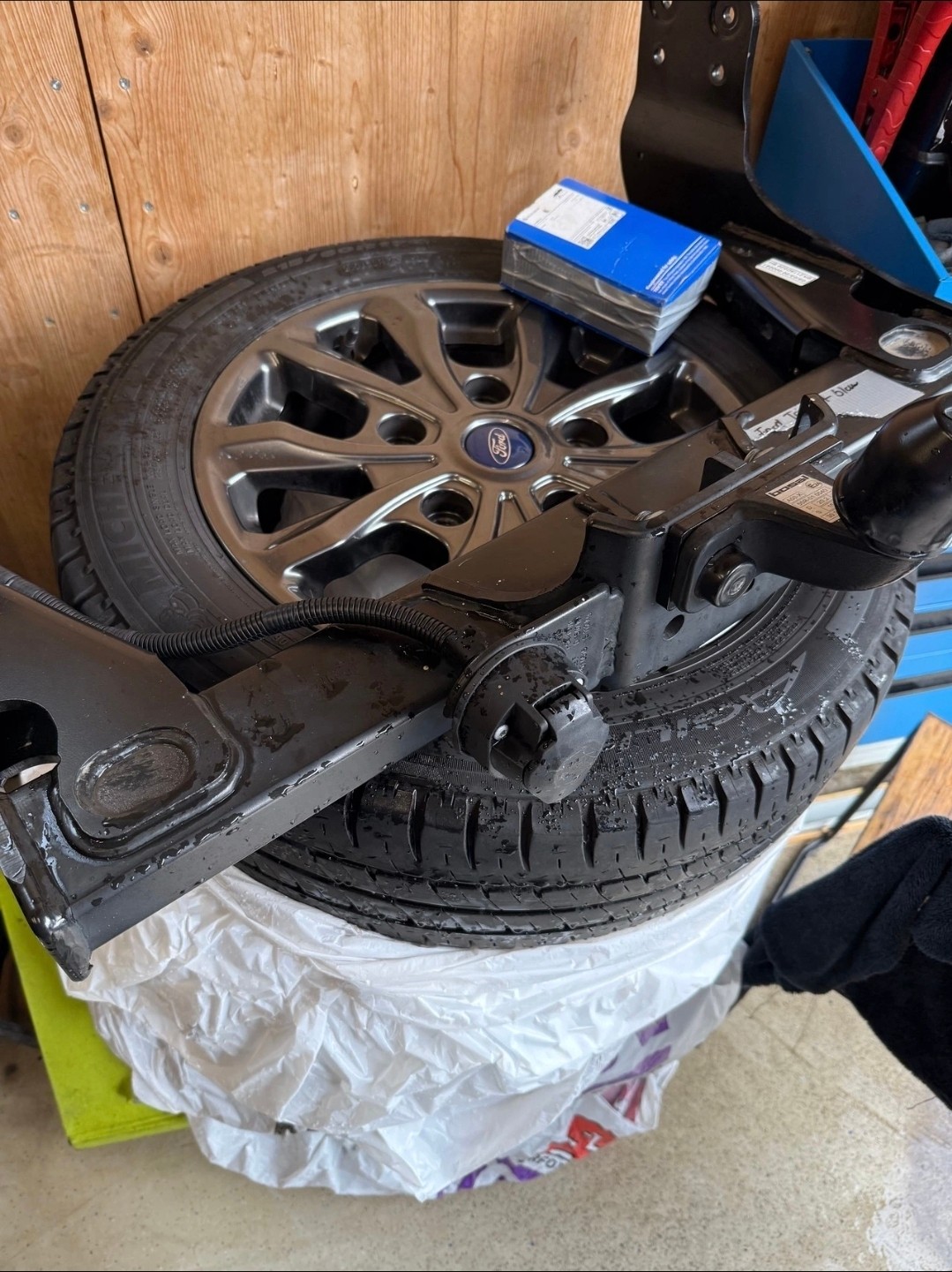 FORD Tourneo Custom 320 L1H1 Titanium X A-image-16