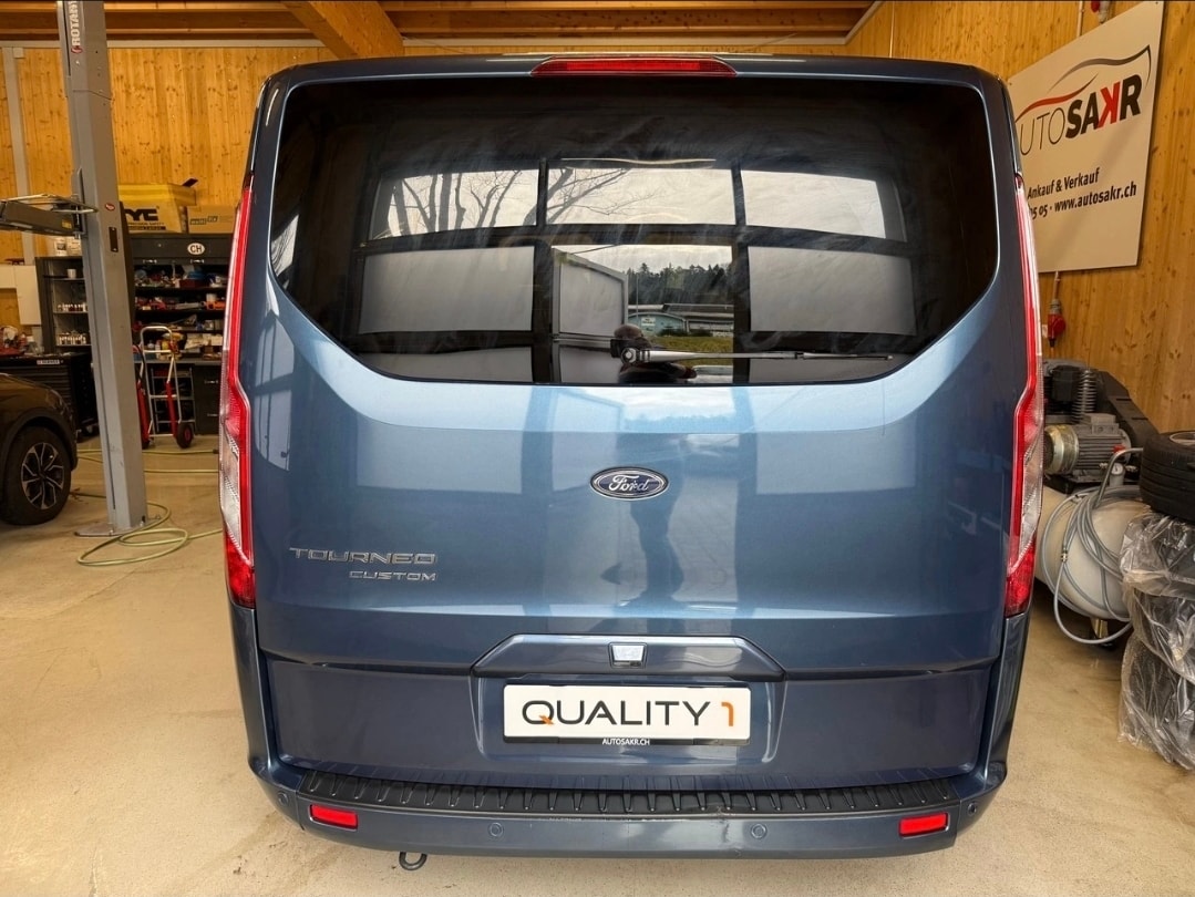 FORD Tourneo Custom 320 L1H1 Titanium X A-image-4