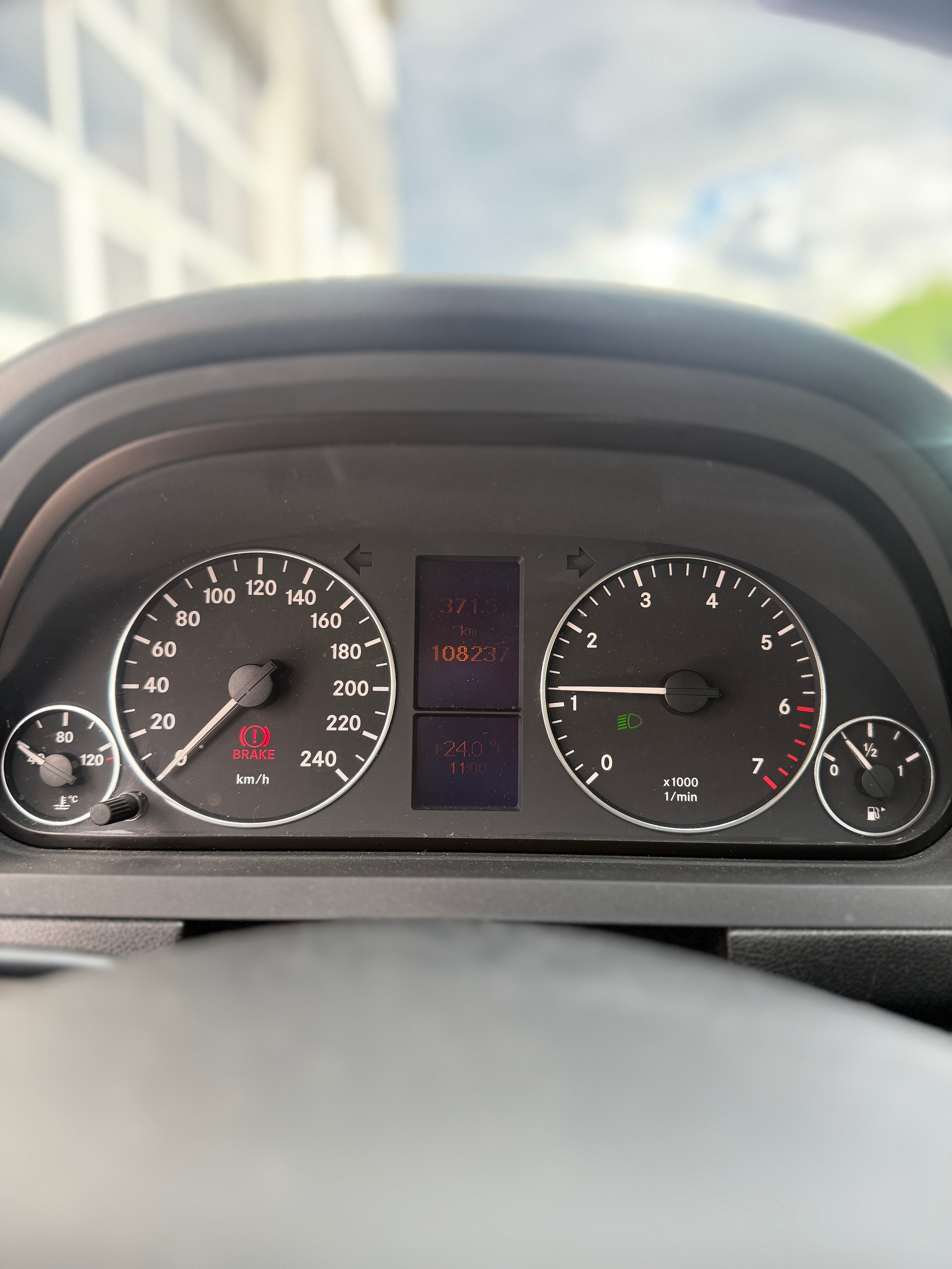 MERCEDES-BENZ A 150 Elégance-image-9