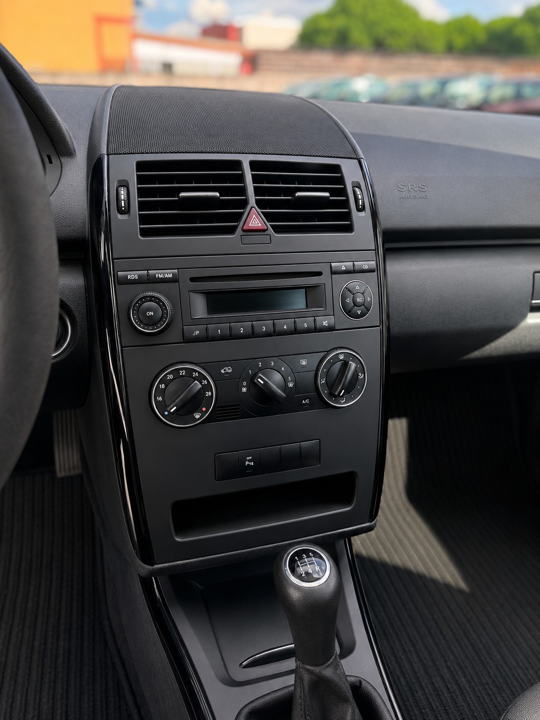 MERCEDES-BENZ A 150 Elégance-image-8
