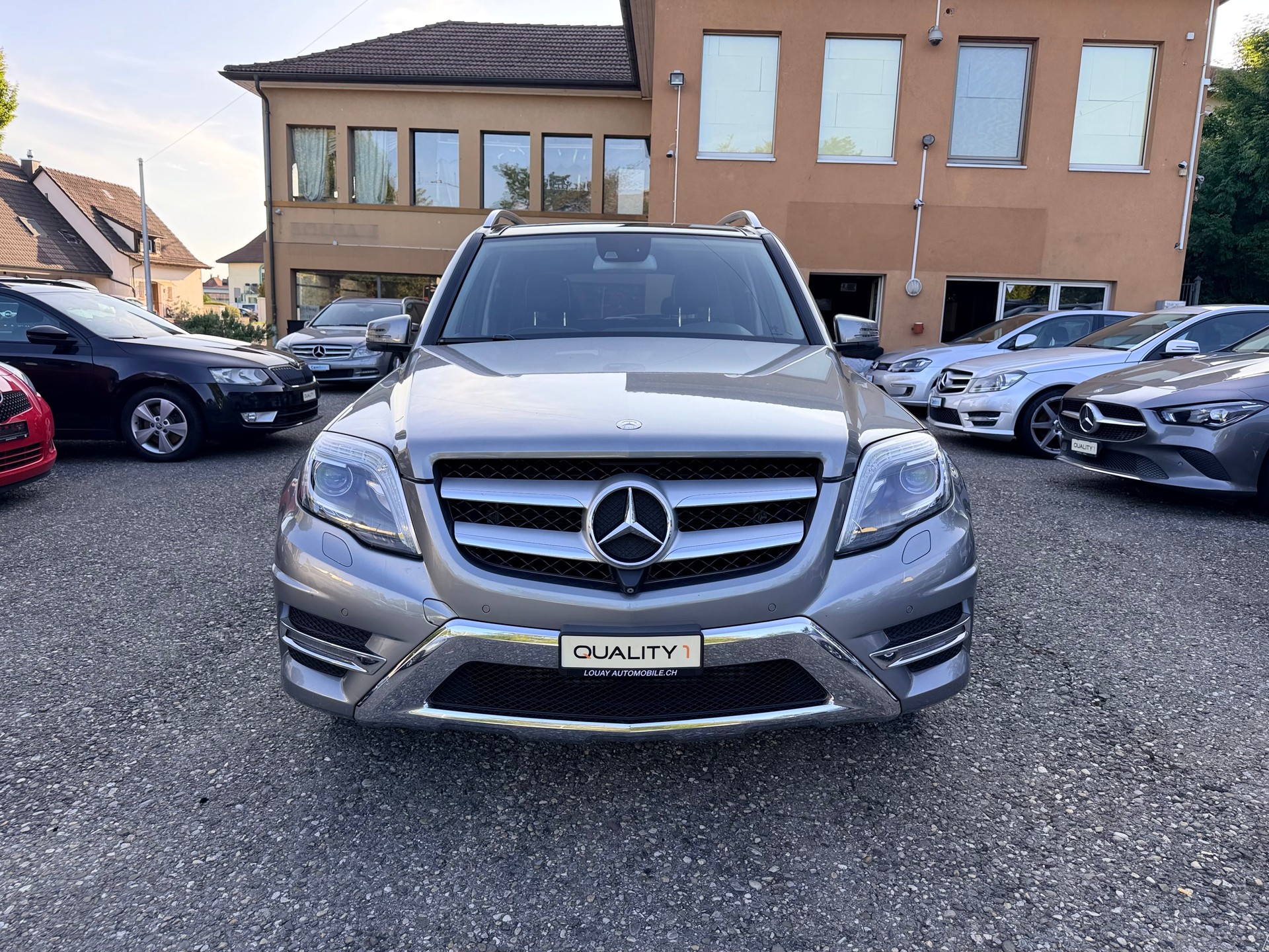 MERCEDES-BENZ GLK 220 BlueTEC Swiss Star Ed. 4Matic 7G-Tronic-image-1