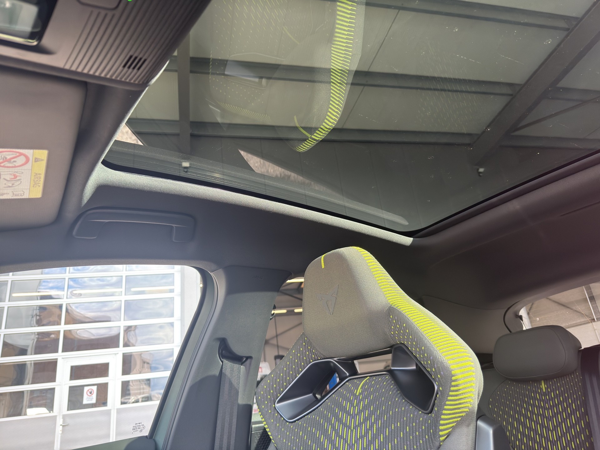 CUPRA Raval 52 kWh VZ Extreme Launch Edition-image-14