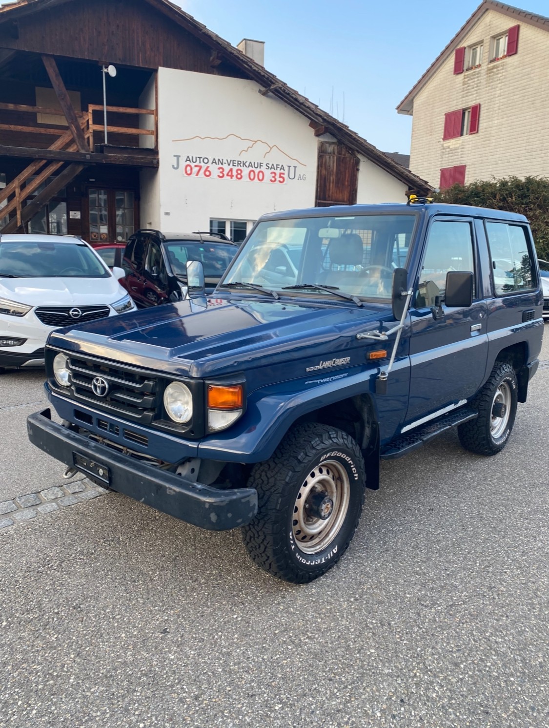 TOYOTA Land Cruiser 400 HdT 4.2 D-image-0