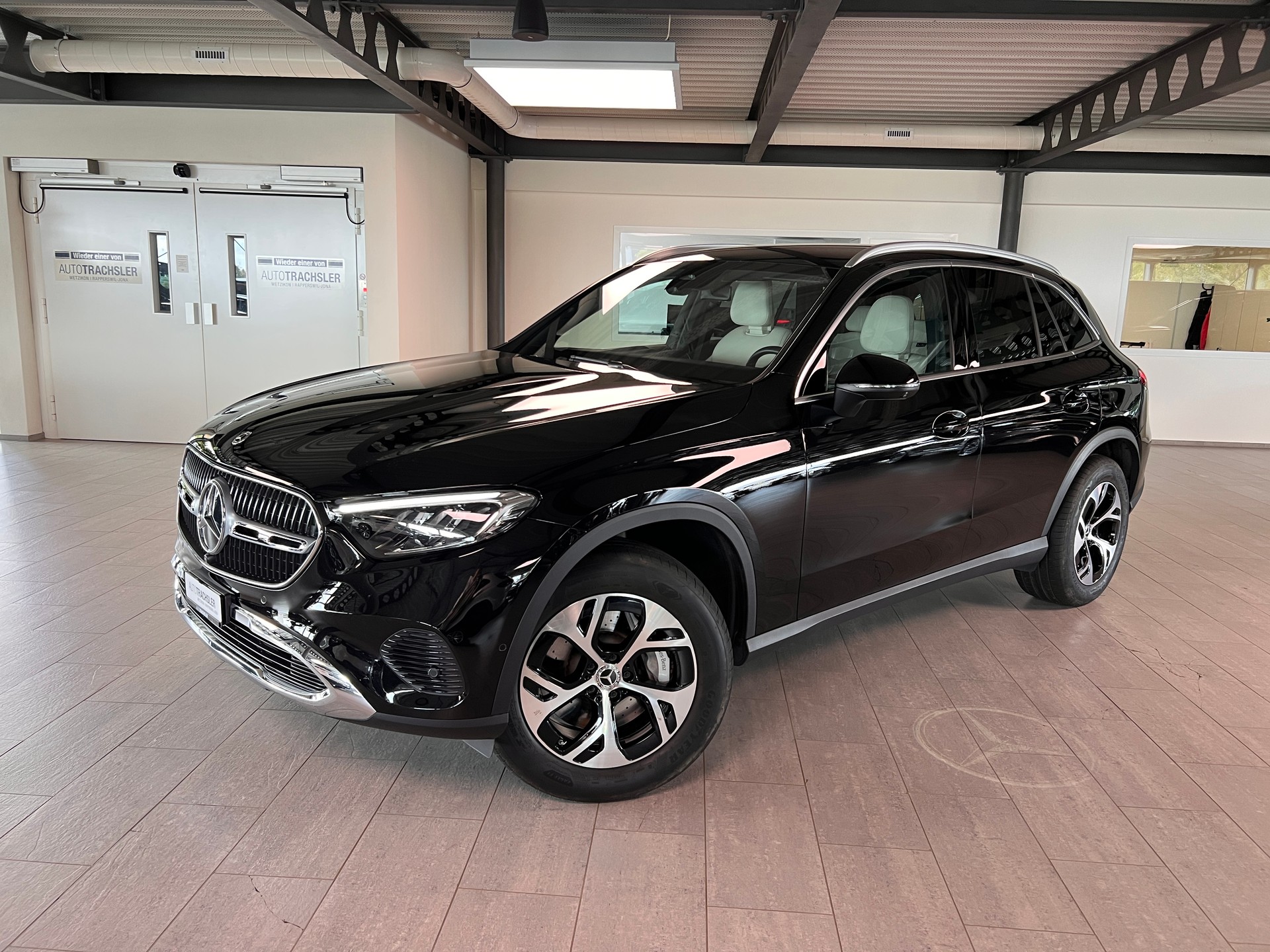 MERCEDES-BENZ GLC 300 e 4Matic 9G-Tronic-image-0