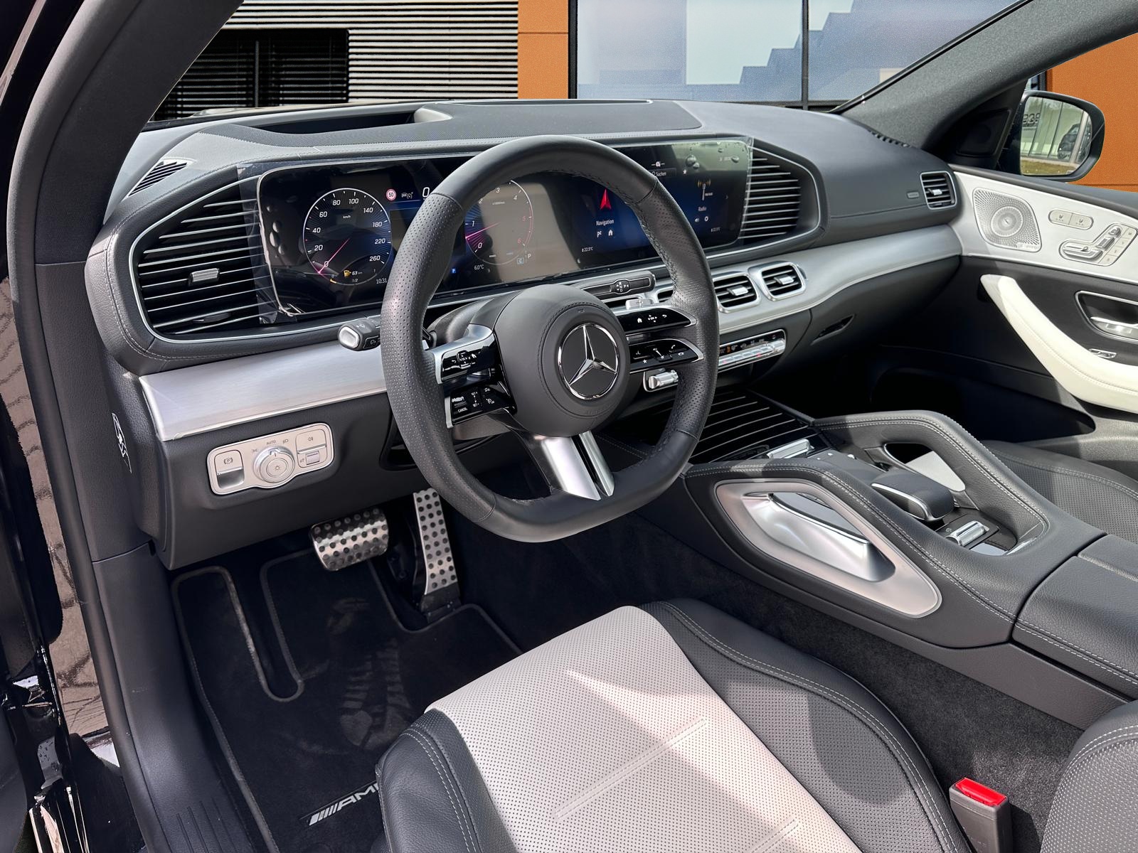 MERCEDES-BENZ GLE 450 d AMG Line 4matic Coupé / Top Ausstattung-image-12