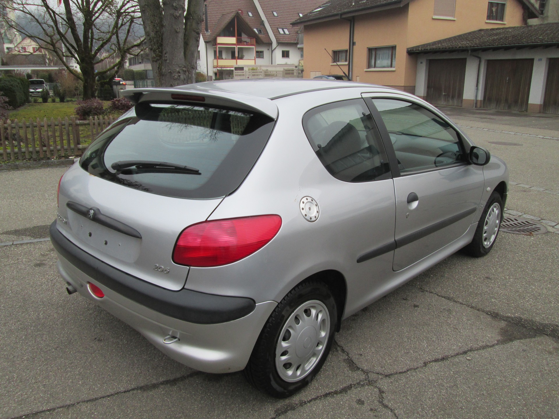 PEUGEOT 206 1.6 XS Sport-image-4