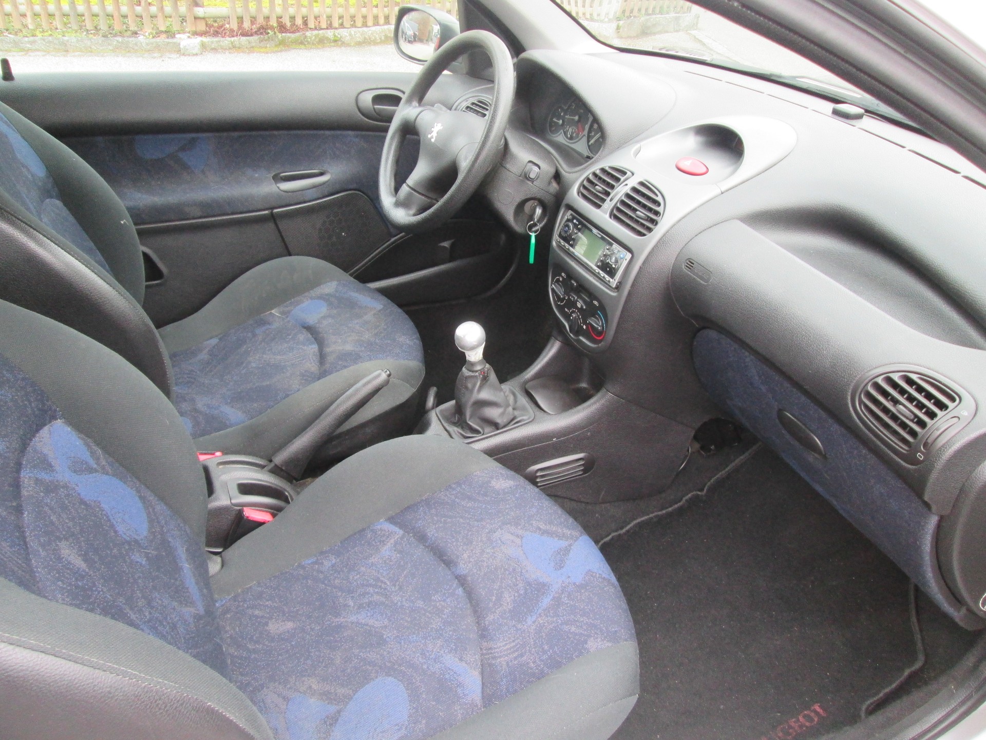 PEUGEOT 206 1.6 XS Sport-image-10