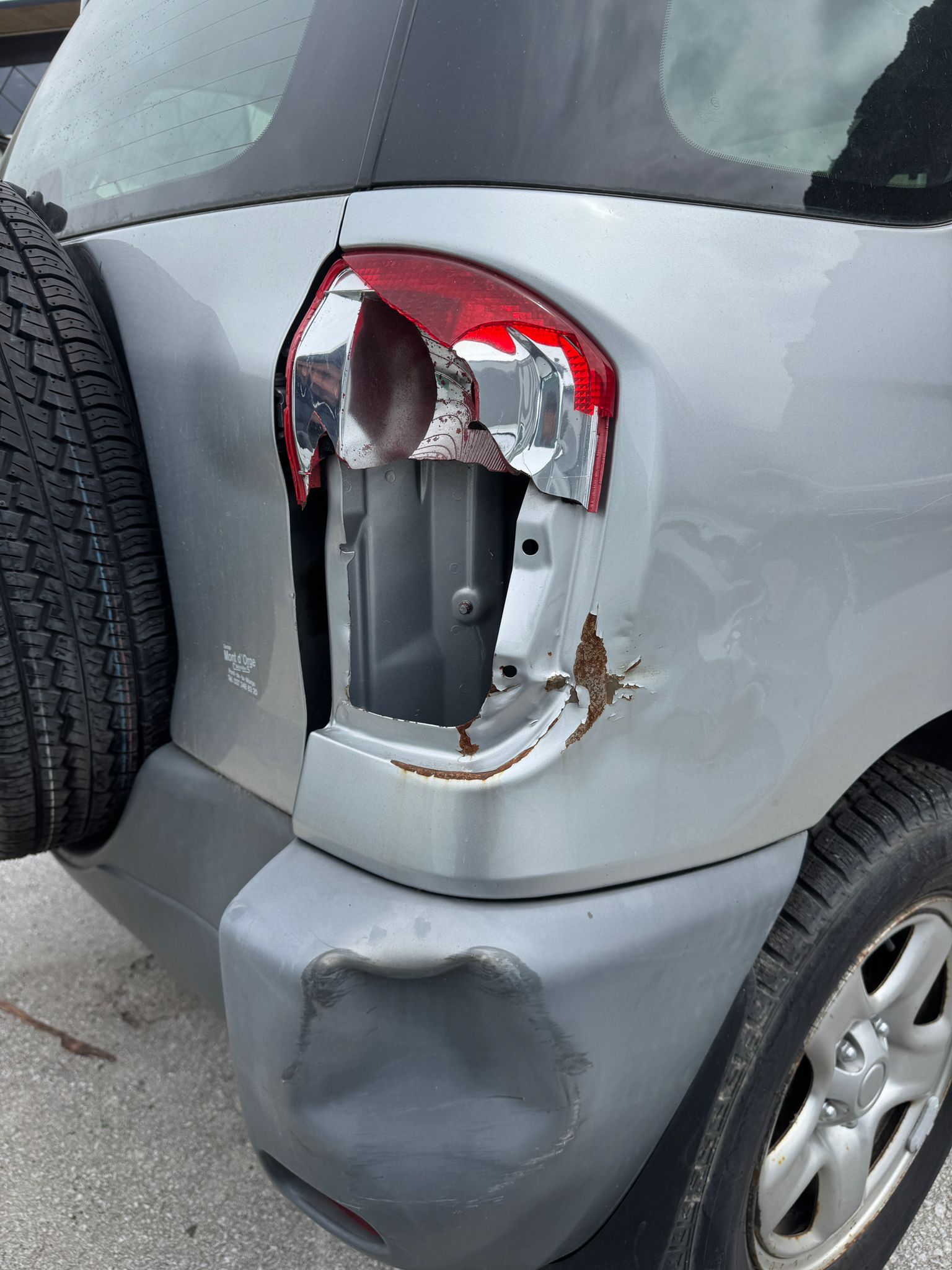 TOYOTA RAV-4 2.0 D4D Linea Sol-image-4