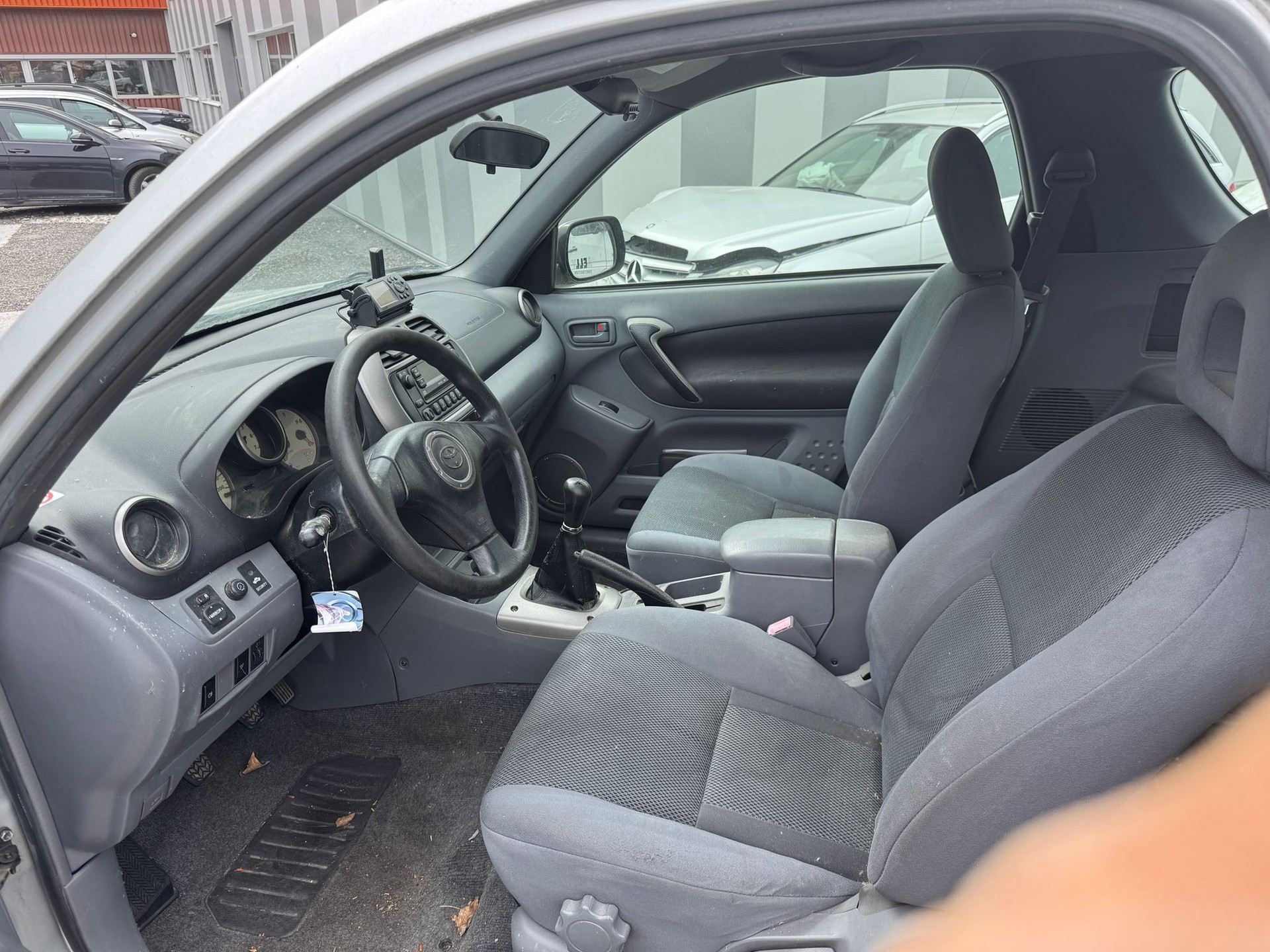TOYOTA RAV-4 2.0 D4D Linea Sol-image-5