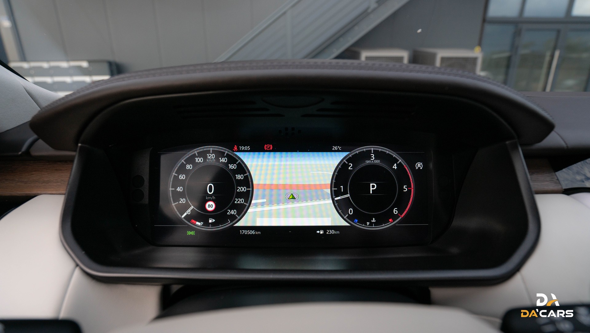 LAND ROVER Discovery 3.0 SDV6 HSE Luxury Automatic-image-11