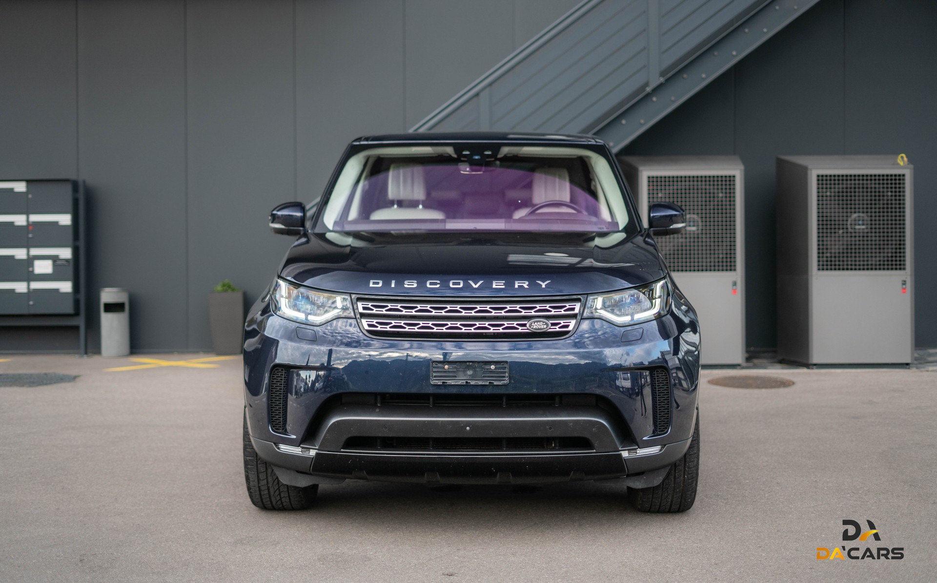 LAND ROVER Discovery 3.0 SDV6 HSE Luxury Automatic-image-1