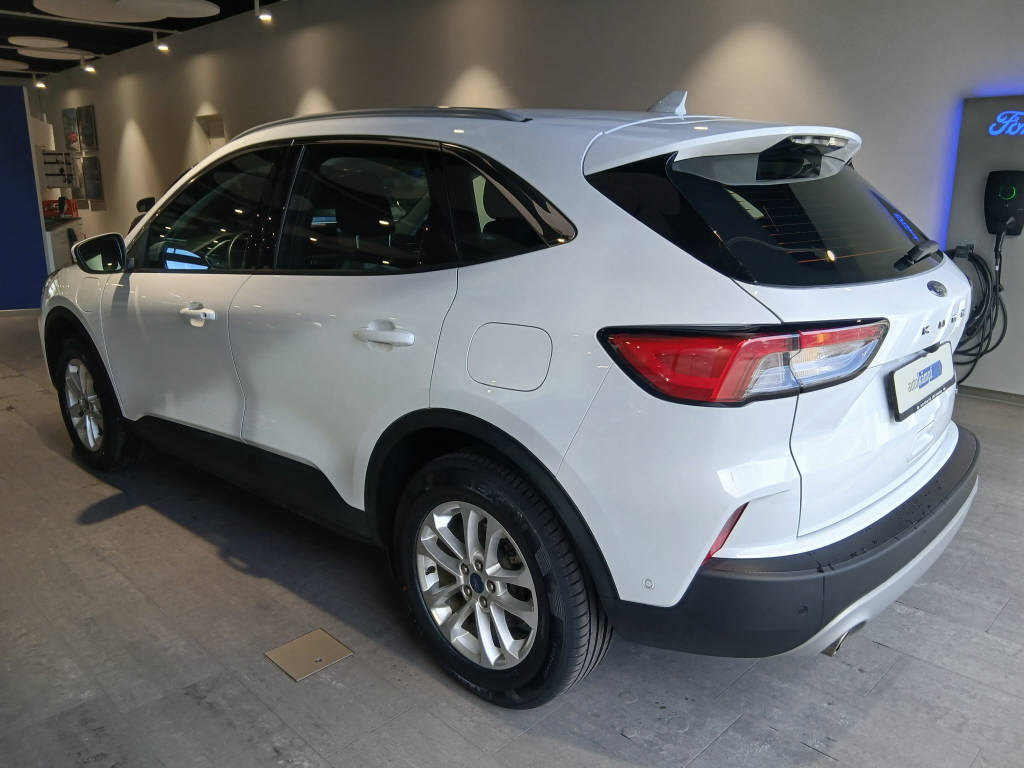 FORD Kuga 2.5 Plug-in Hybrid Titanium-showroom-element-3
