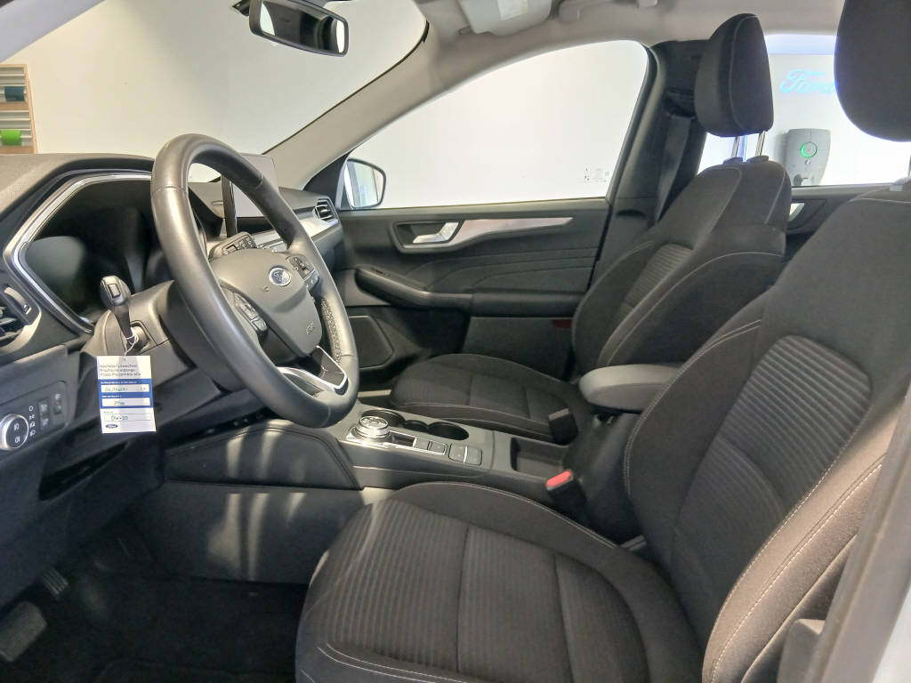 FORD Kuga 2.5 Plug-in Hybrid Titanium-image-8