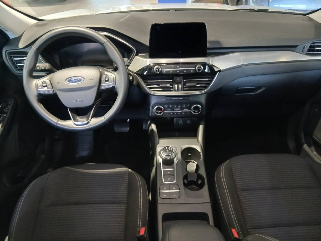 FORD Kuga 2.5 Plug-in Hybrid Titanium-image-9