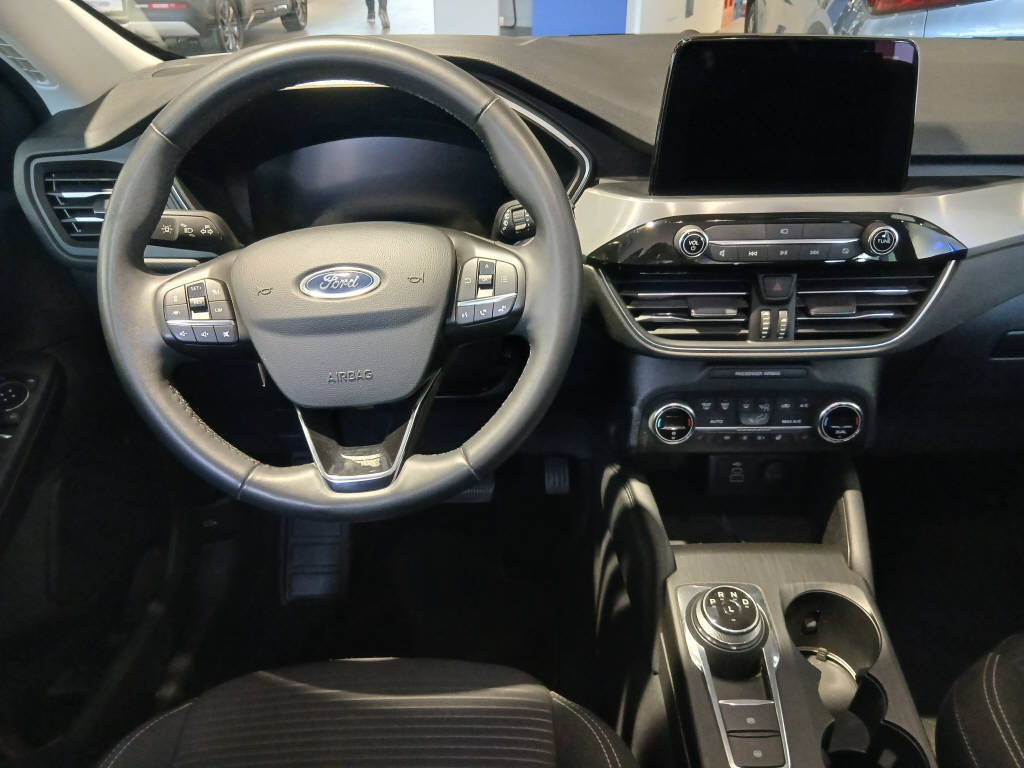 FORD Kuga 2.5 Plug-in Hybrid Titanium-image-10