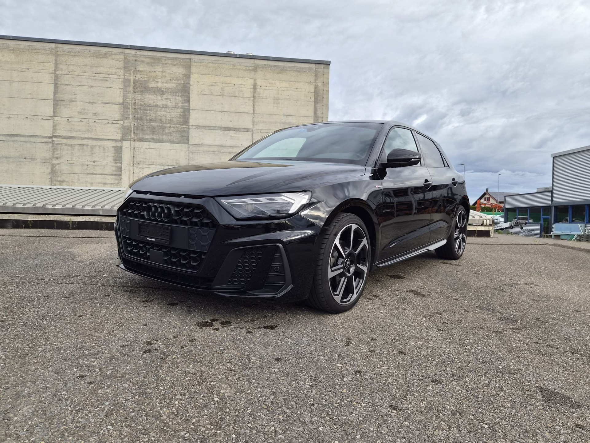 AUDI A1 Sportback 30 TFSI S Line Attraction S-tronic-image-2