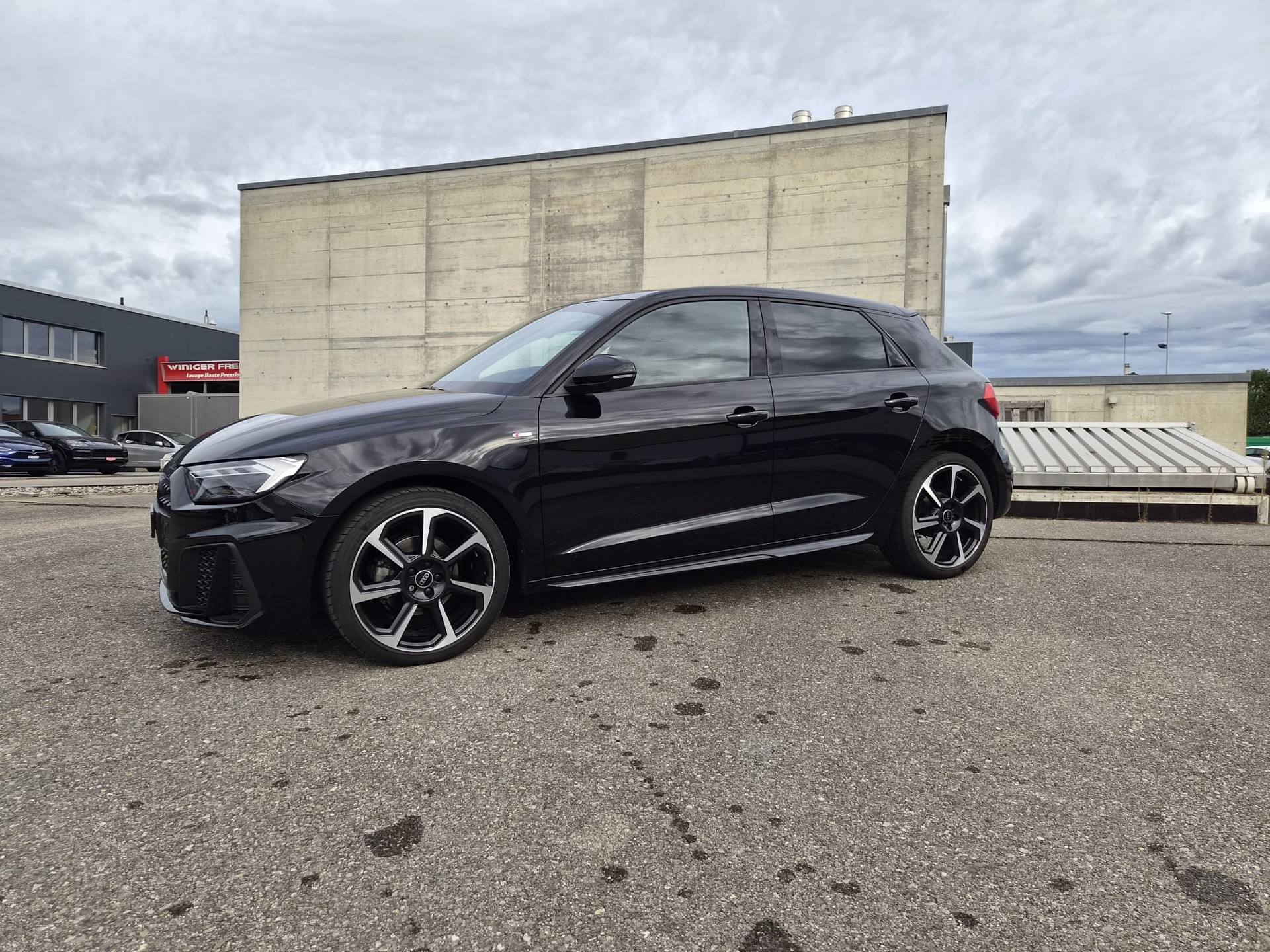 AUDI A1 Sportback 30 TFSI S Line Attraction S-tronic-image-0