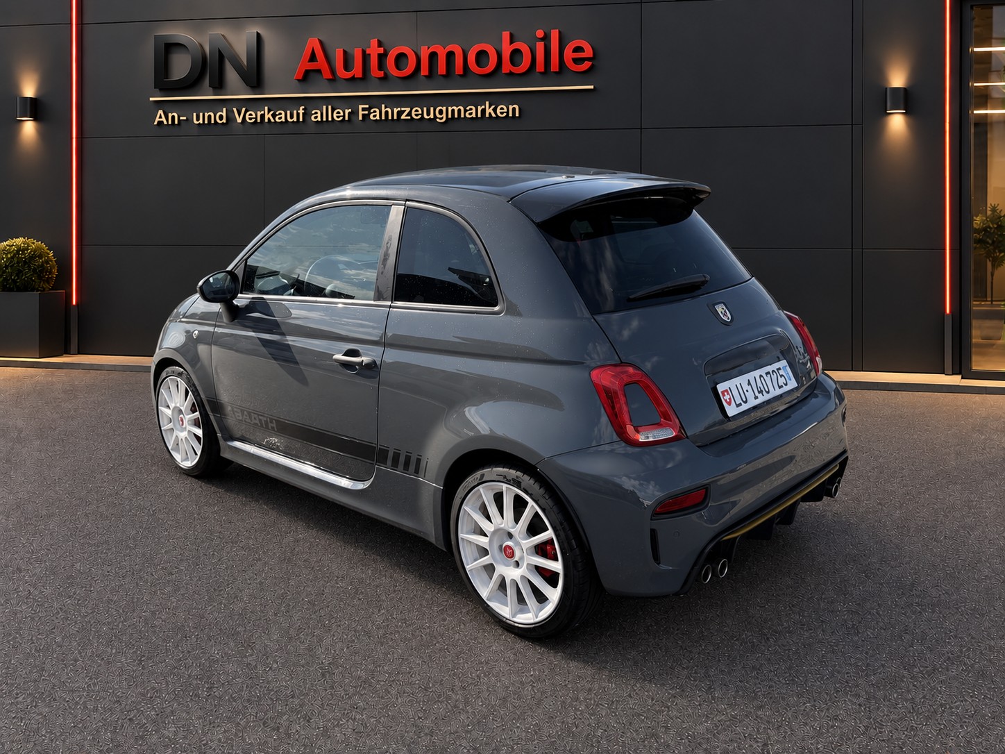 FIAT 595 1.4 16V Turbo Abarth Competizione 110° Anniv.-image-5