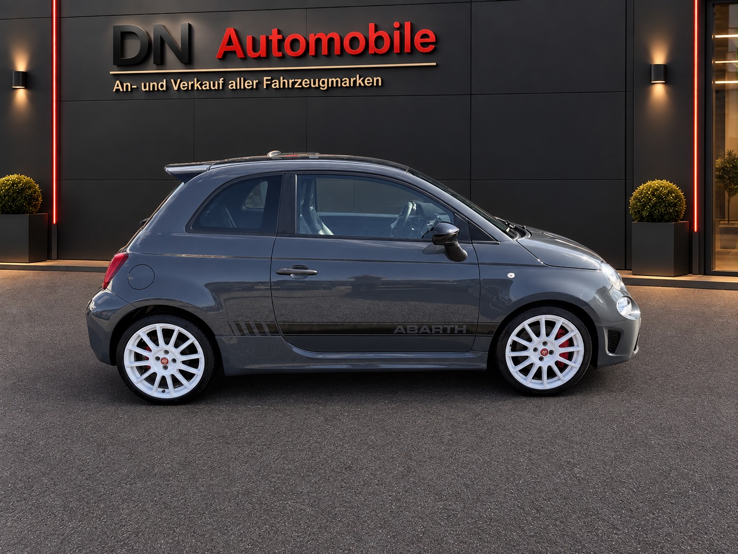 FIAT 595 1.4 16V Turbo Abarth Competizione 110° Anniv.-image-2