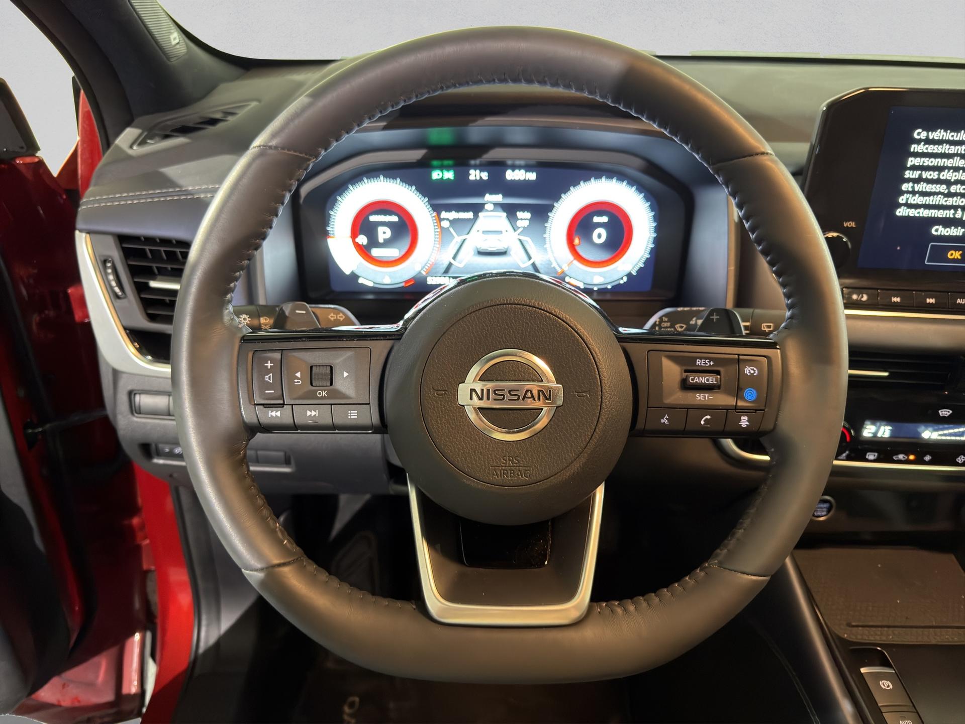 NISSAN Qashqai 1.3 DIG-T MHEV Tekna+ Xtronic 4x4-image-9