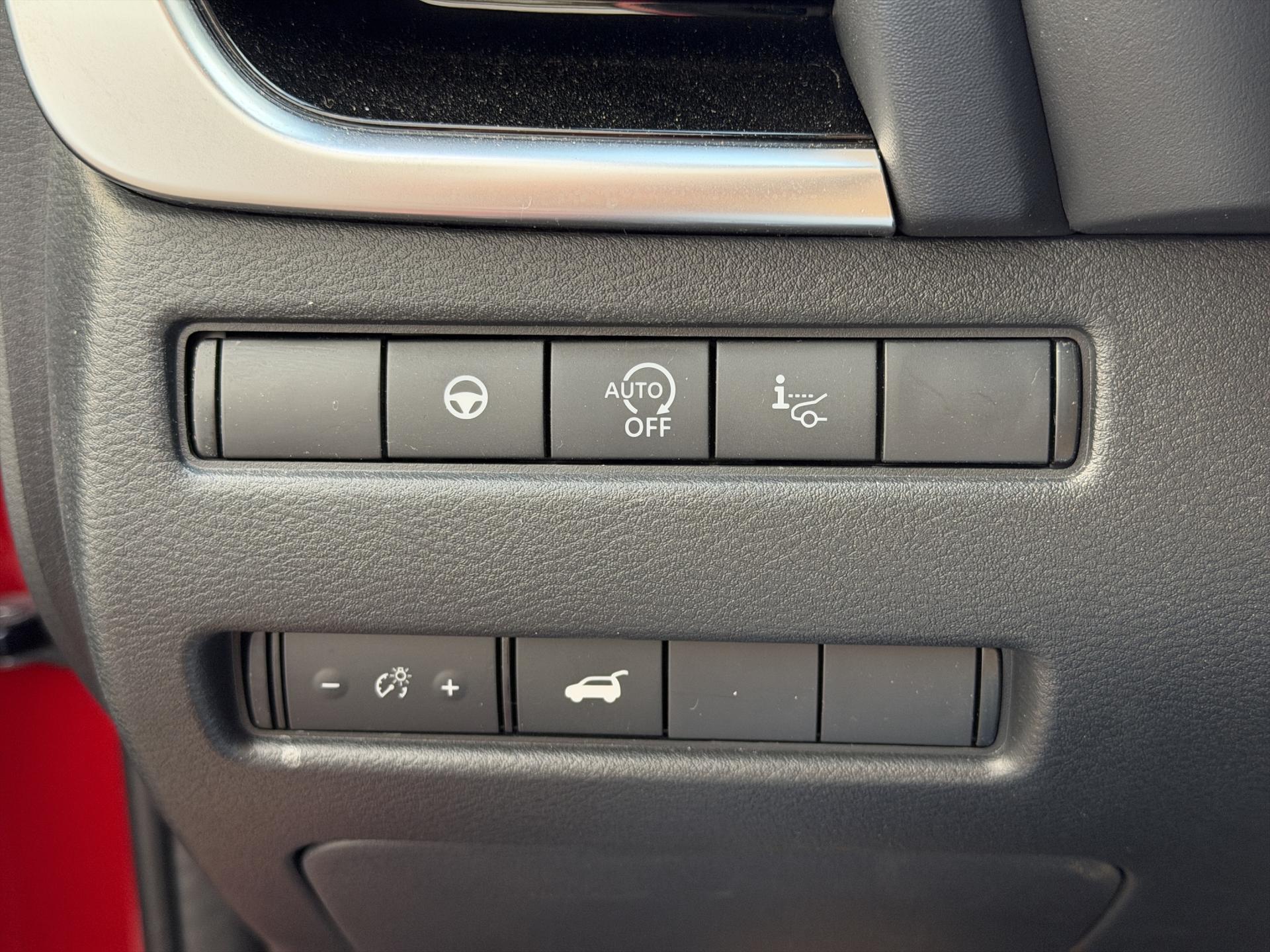 NISSAN Qashqai 1.3 DIG-T MHEV Tekna+ Xtronic 4x4-image-22