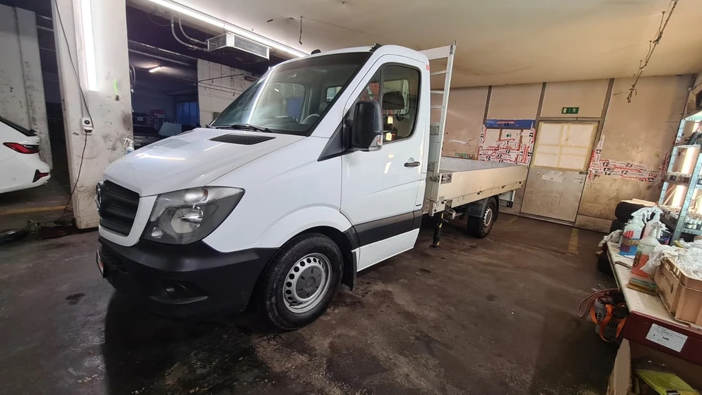 MERCEDES-BENZ Sprinter 314 CDI Standard ** 3-Plätzer ** Brücke mit Ladekran ** Frisch Ab MFK & Service **-image-1