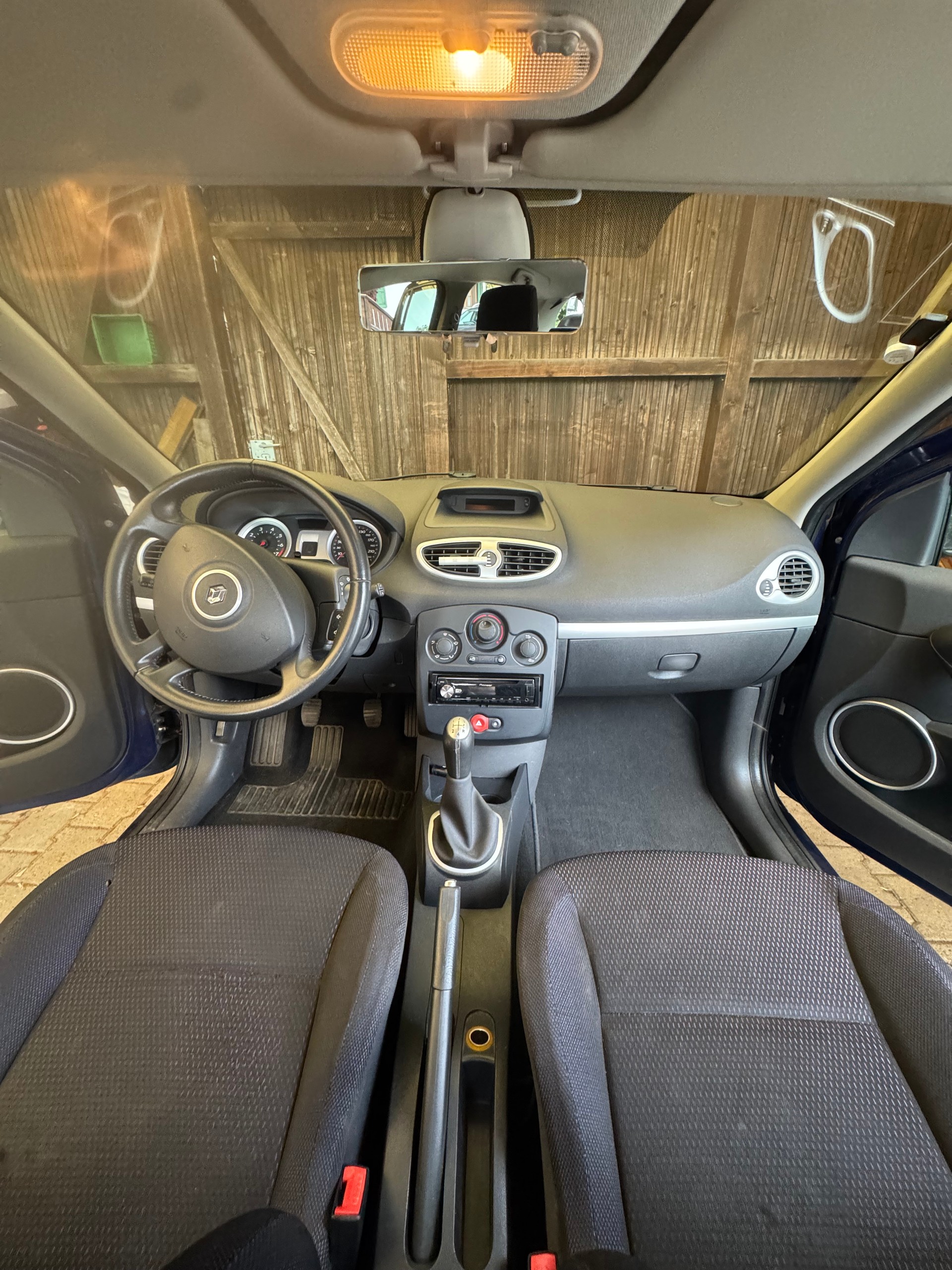 RENAULT 1.4 16V Dynamique-image-4