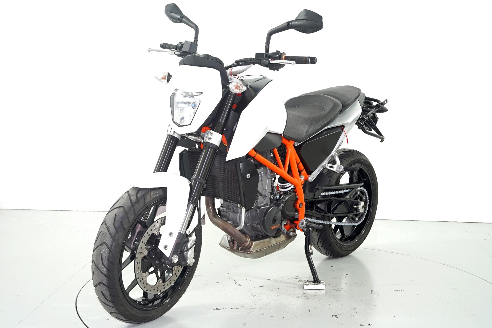 KTM 690 Duke ABS-showroom-element-2