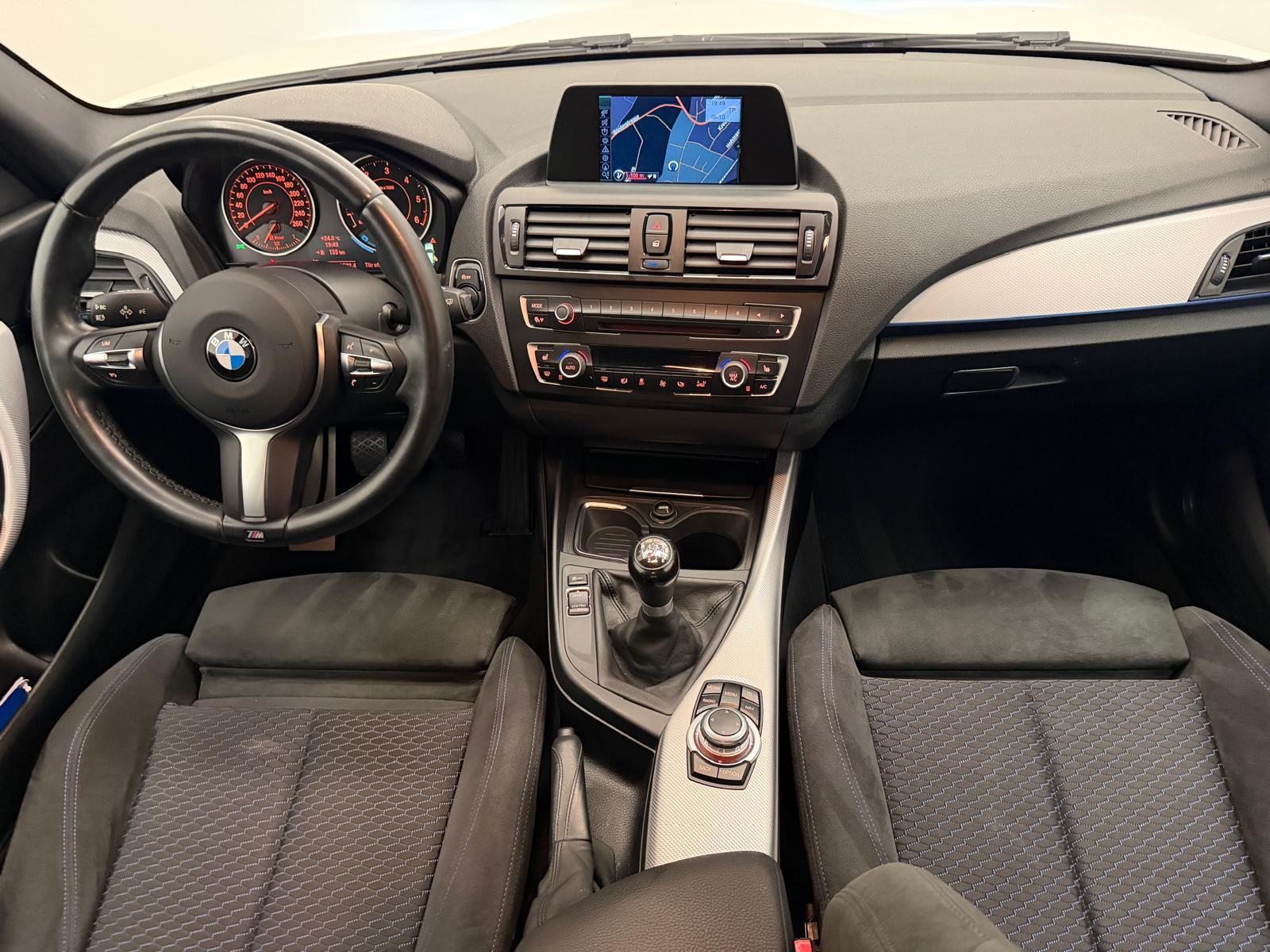 BMW 1er Reihe F20 120d xDrive-image-14