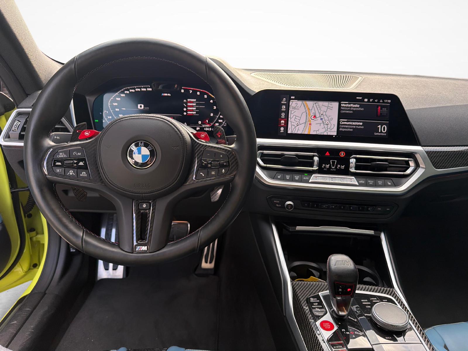 BMW M4 Competition xDrive Coupé-image-13