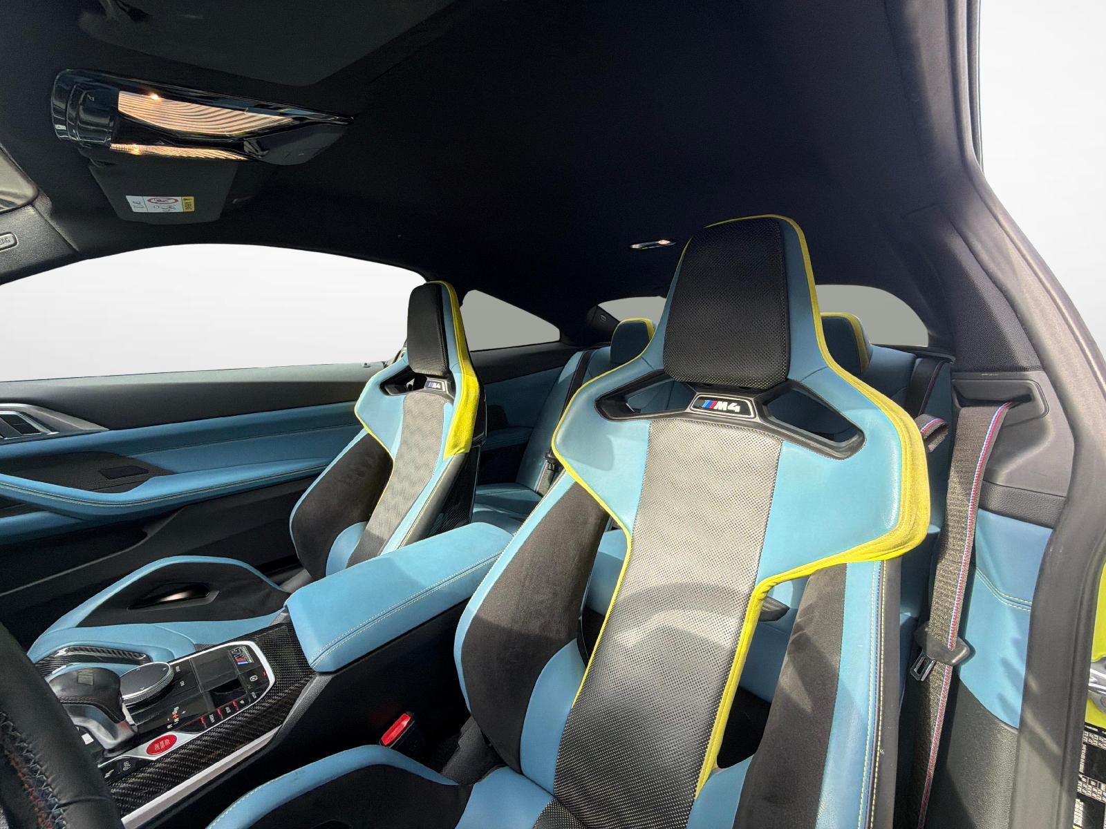 BMW M4 Competition xDrive Coupé-image-12