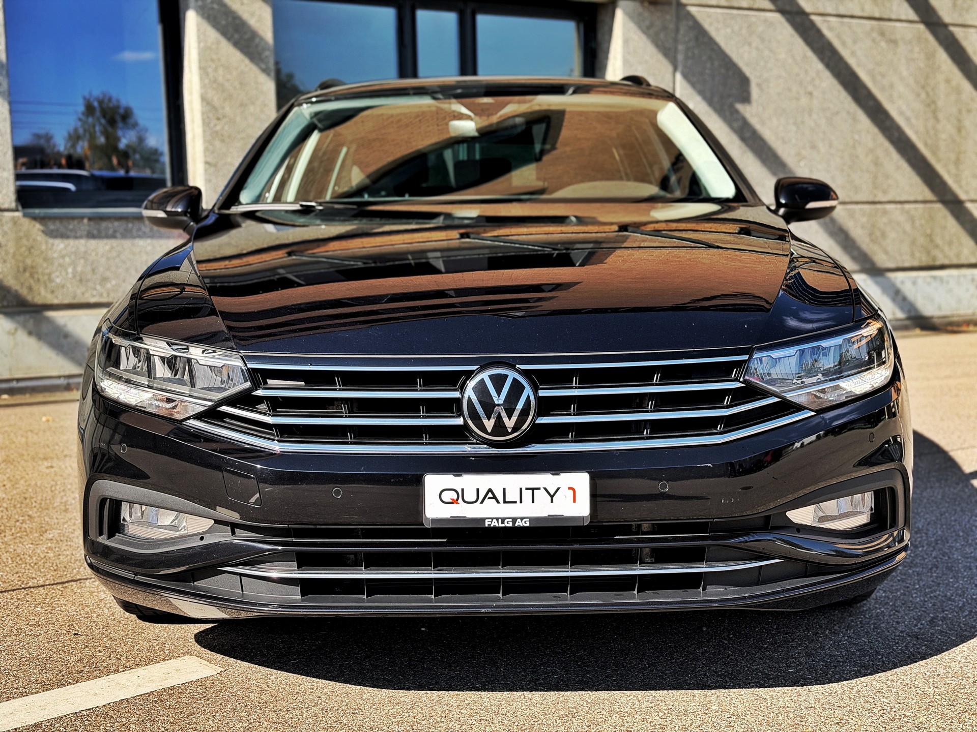 VW Passat 2.0 TDI BMT Business DSG-image-8