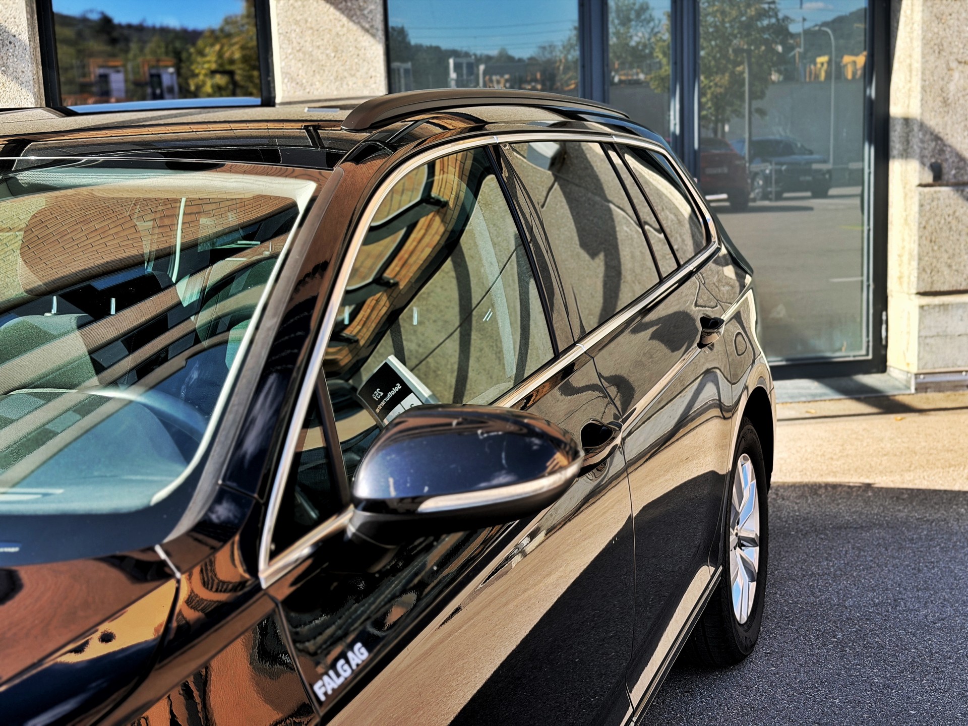 VW Passat 2.0 TDI BMT Business DSG-image-11