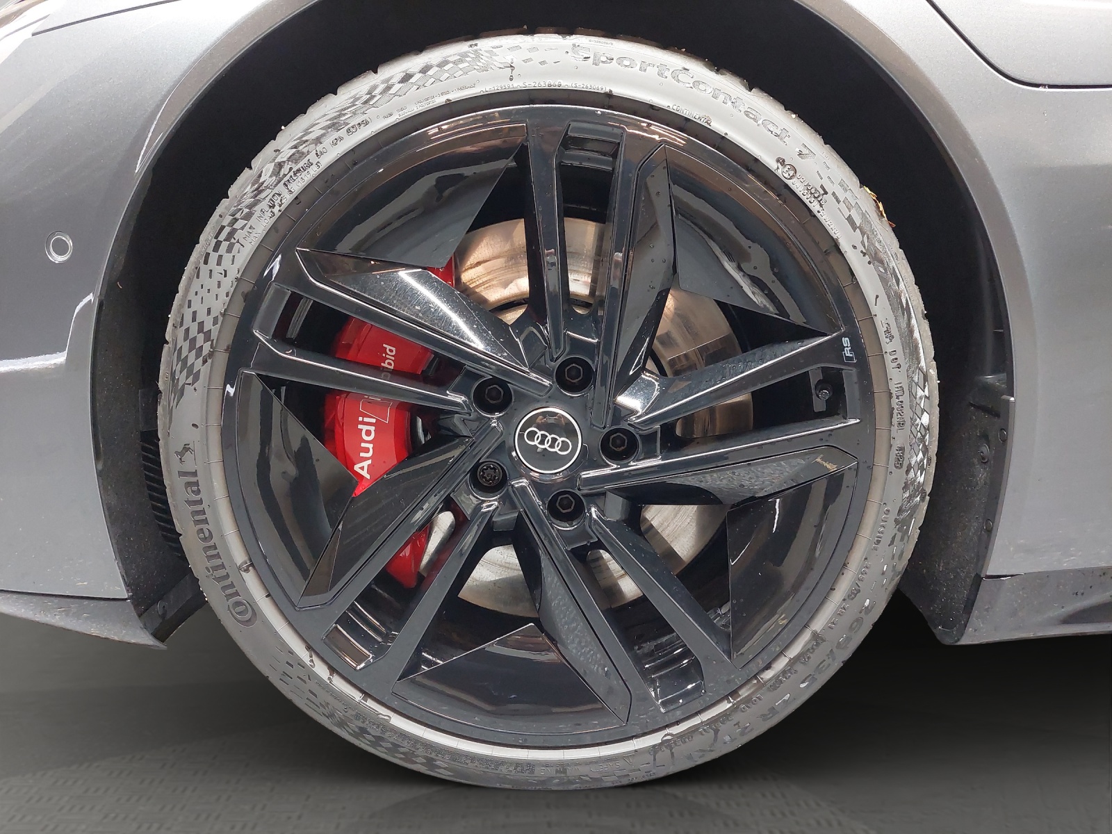 AUDI S e-tron GT quattro-image-12