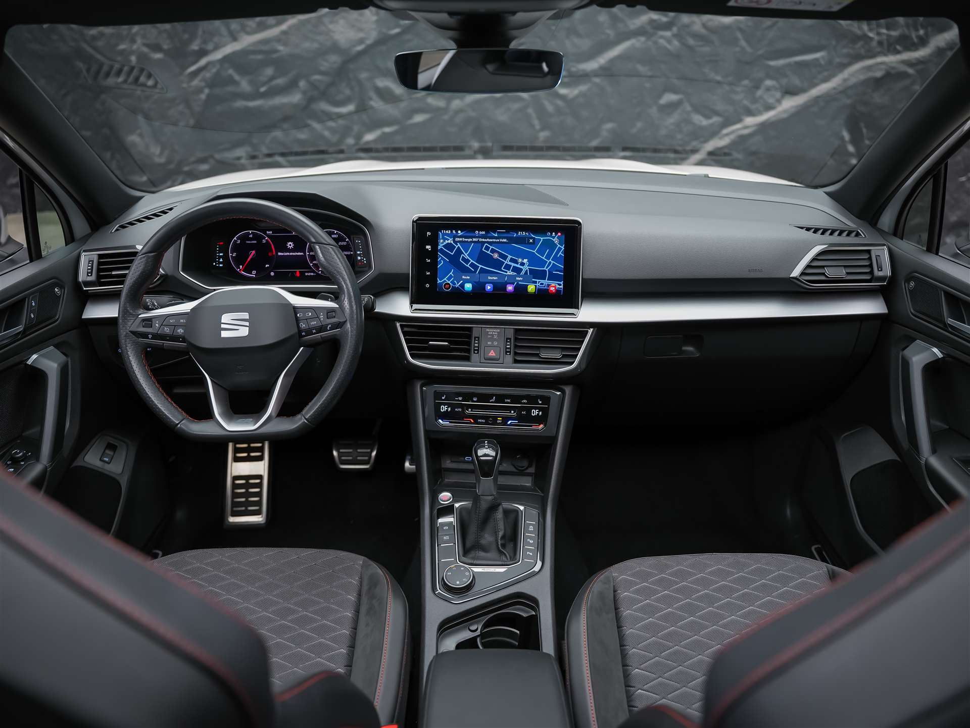 SEAT Tarraco 2.0 TDI CR FR 4Drive DSG *7 Sitze*Panorama*Beats*-image-20