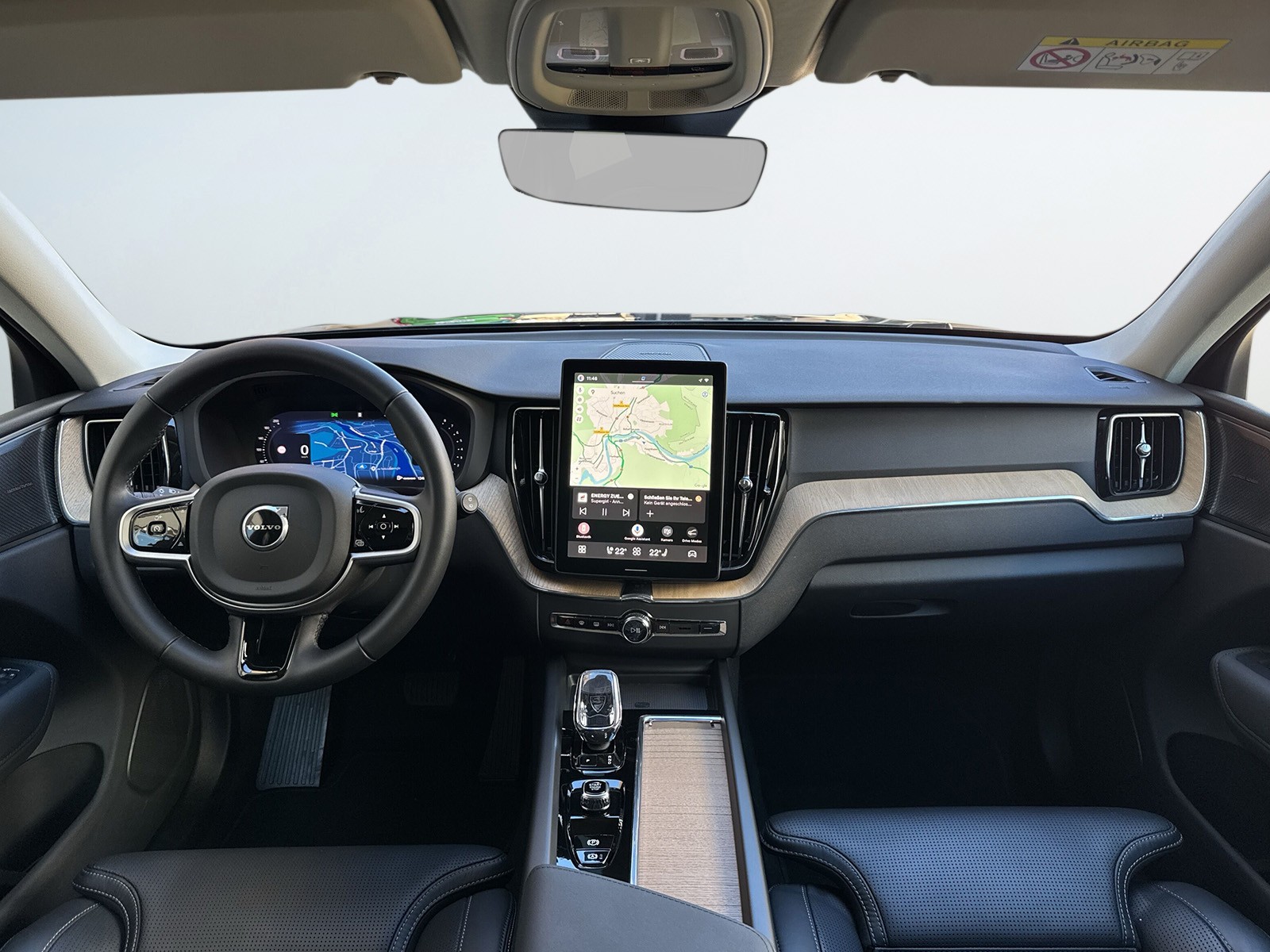VOLVO XC60 2.0 B5 MH Plus Dark AWD-image-12