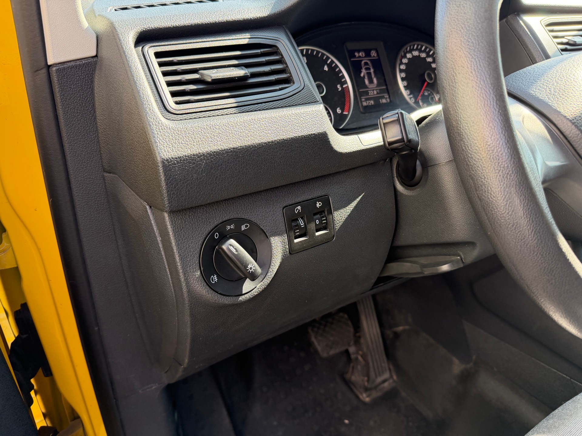 VW Caddy 2.0TDI 4Motion BlueMotion Technology DSG-image-29