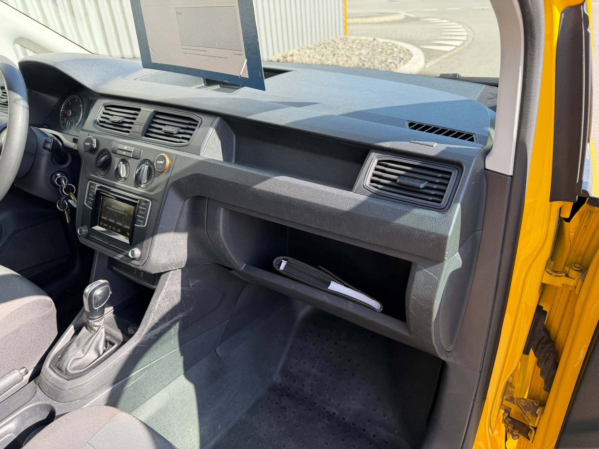 VW Caddy 2.0TDI 4Motion BlueMotion Technology DSG-image-27
