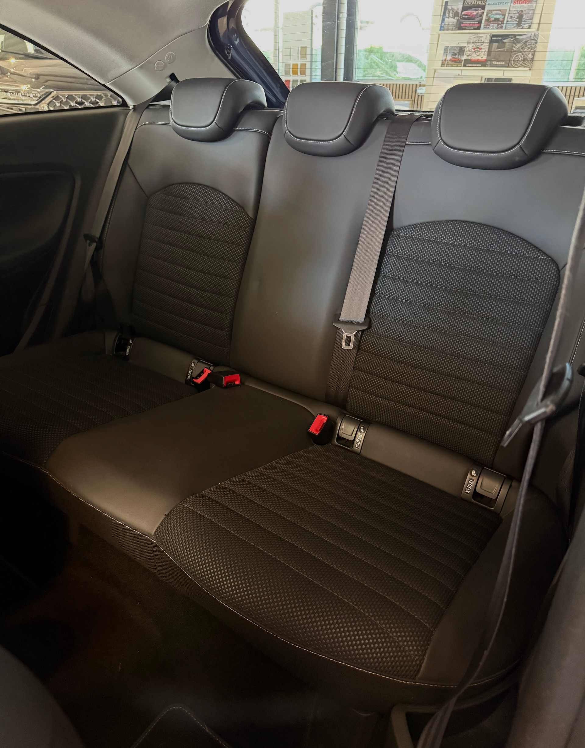 OPEL Corsa 1.6 Turbo OPC-image-13