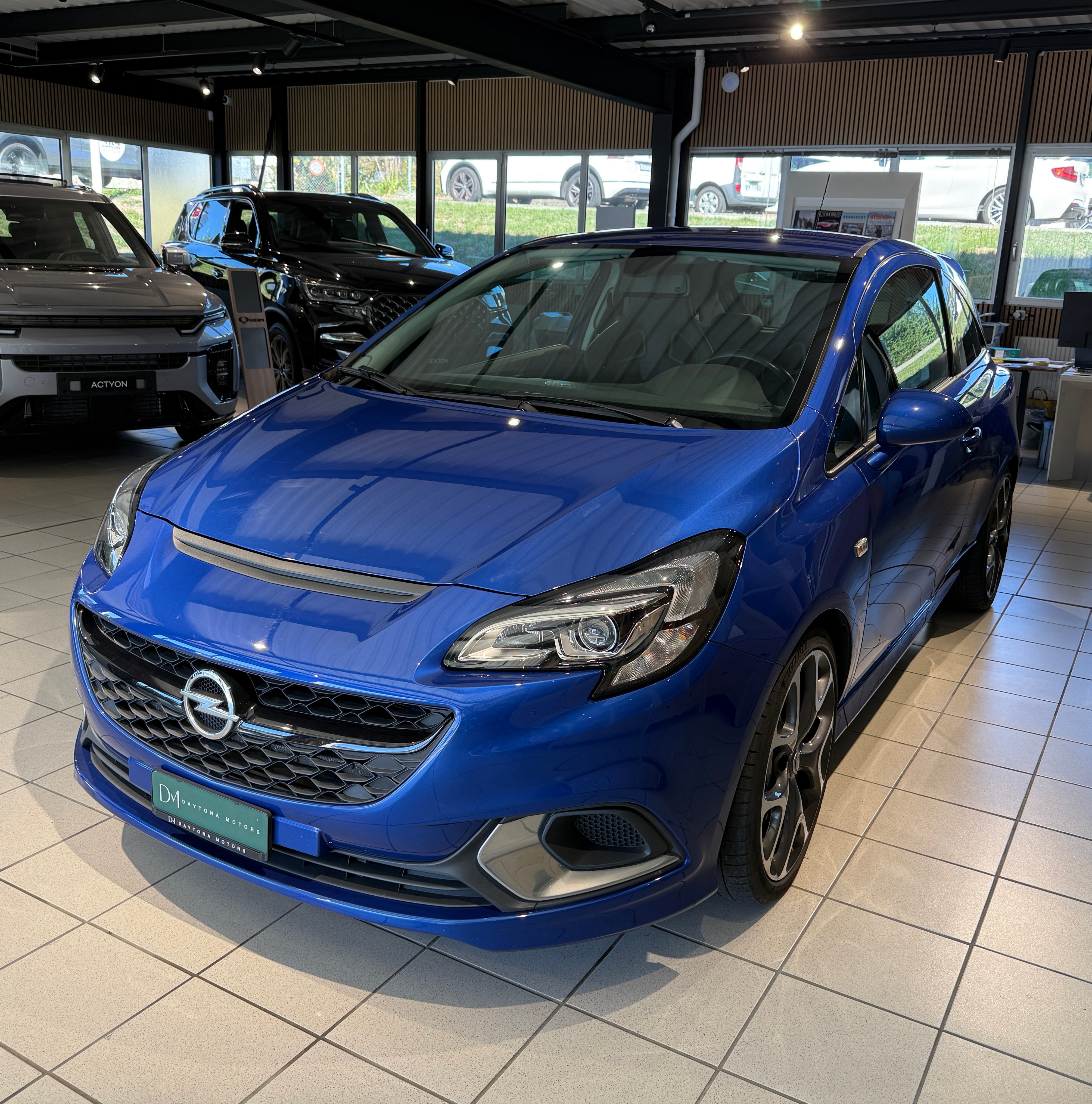 Car photo