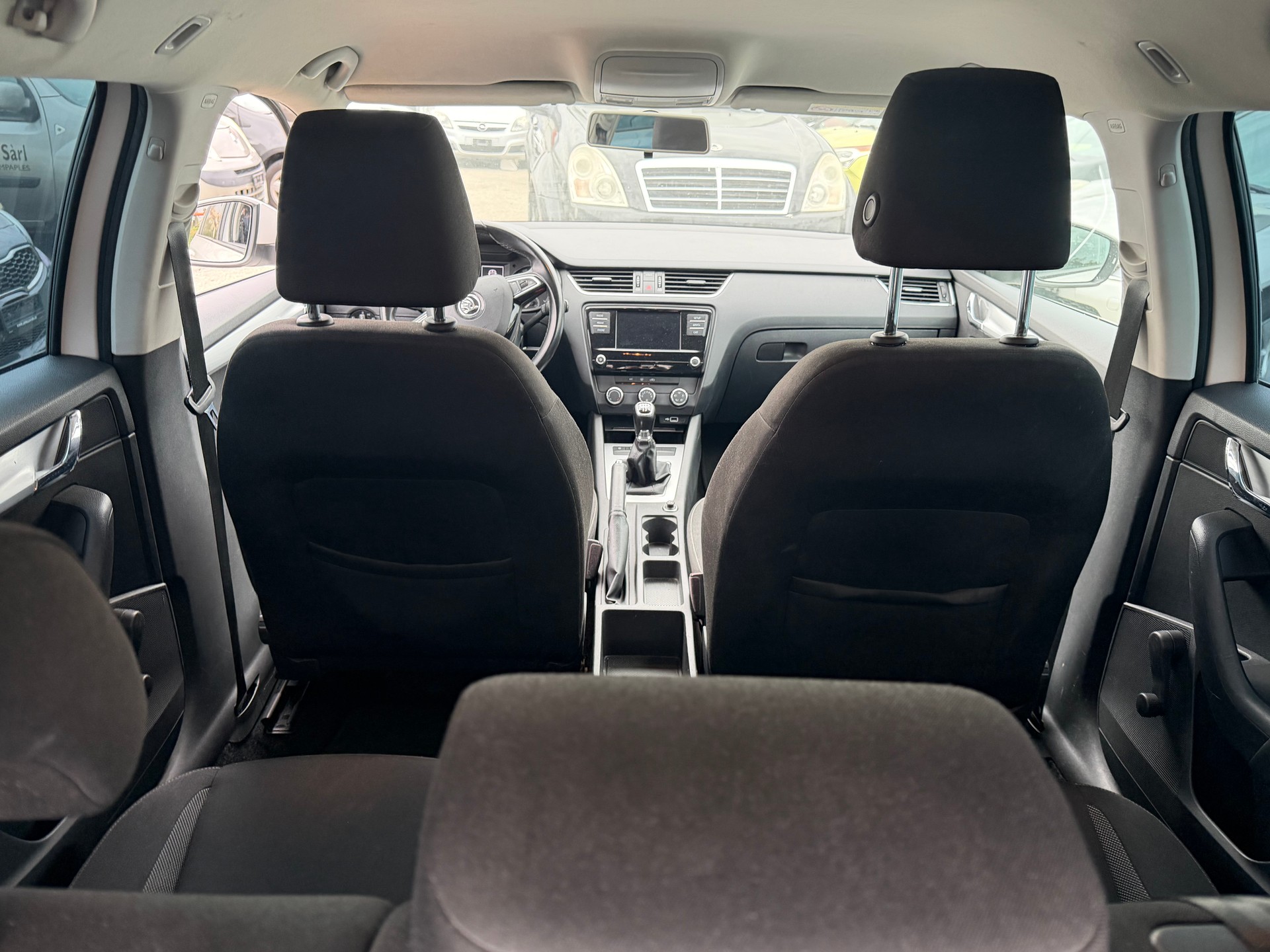 SKODA Octavia Combi 1.6 TDI Clever-image-7