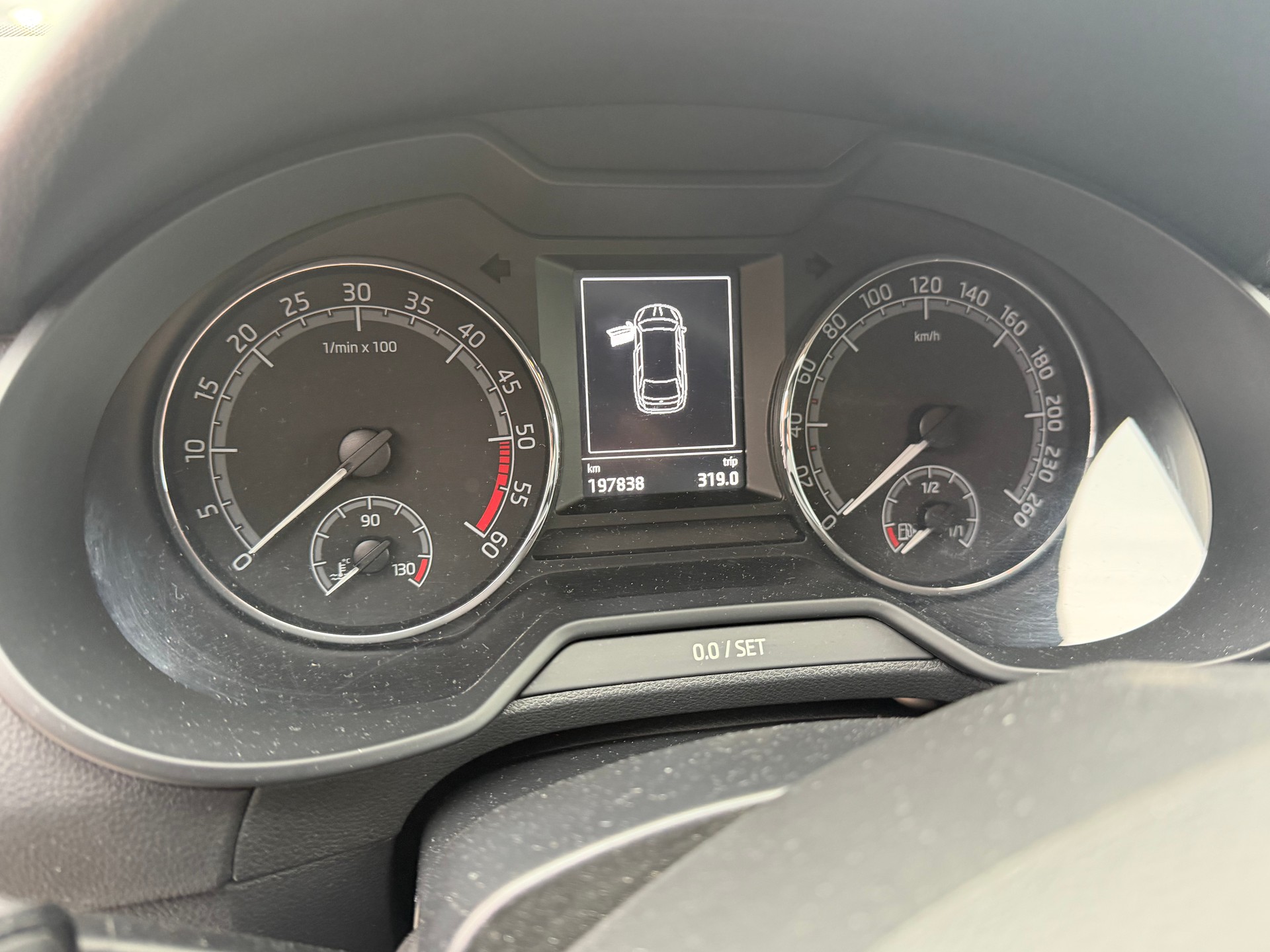 SKODA Octavia Combi 1.6 TDI Clever-image-10