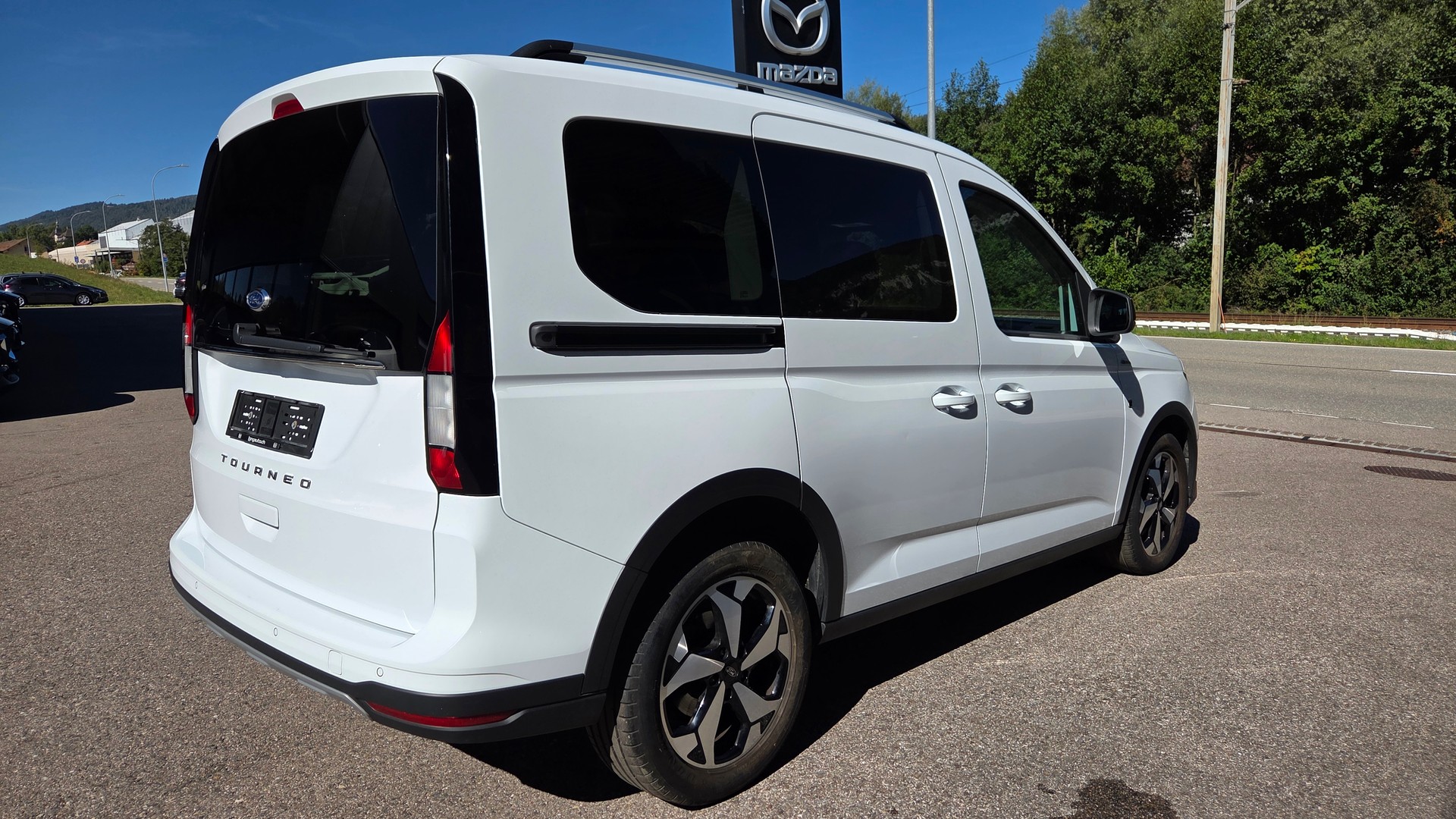 FORD Tourneo Connect 2.0 EcoBlue Active-image-4