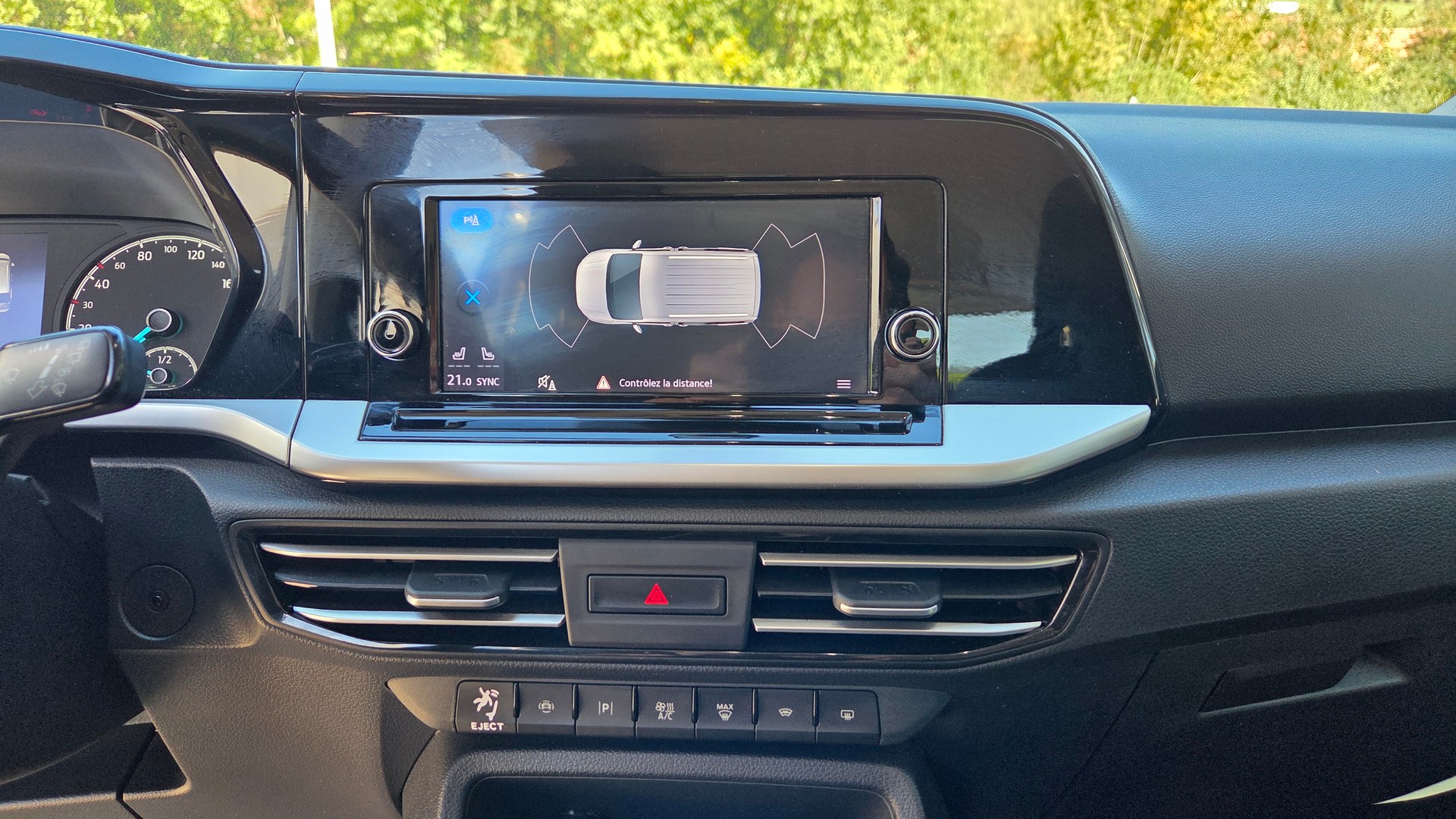 FORD Tourneo Connect 2.0 EcoBlue Active-image-13
