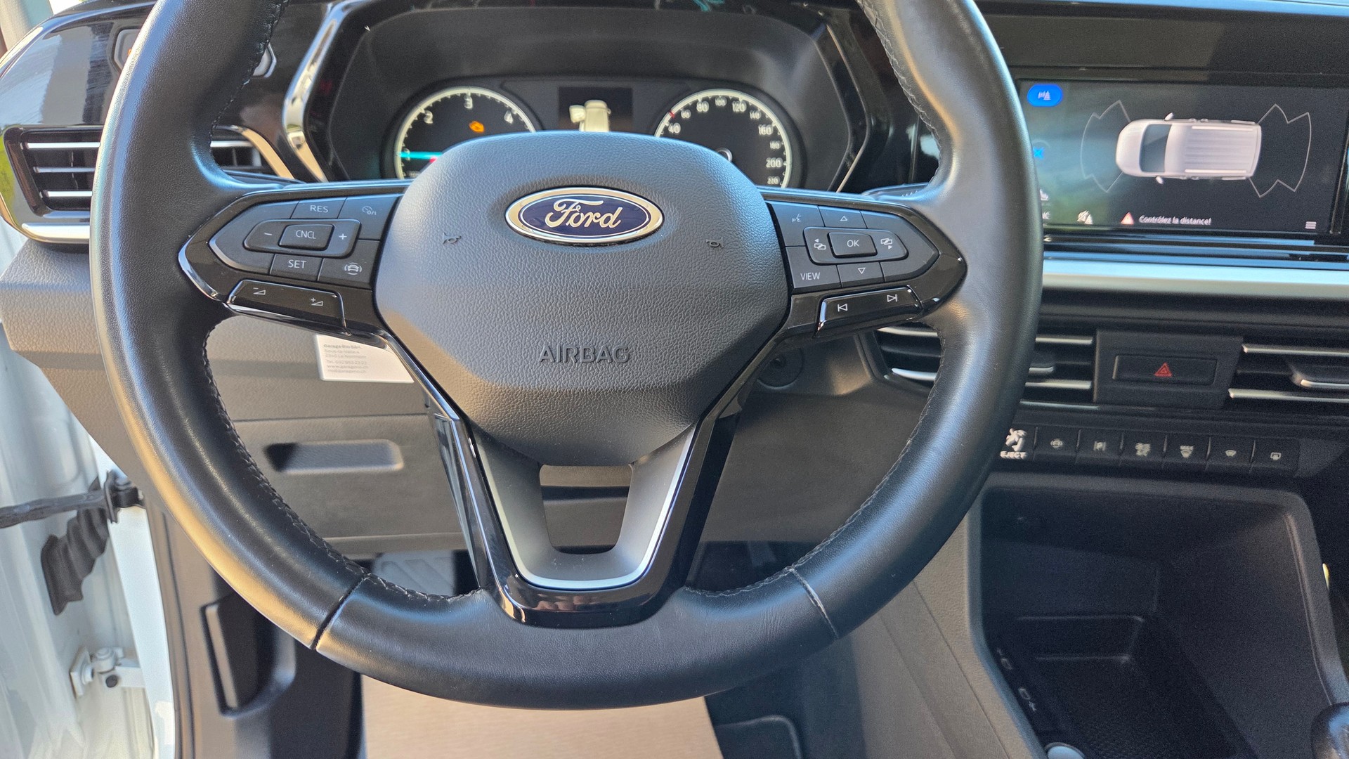 FORD Tourneo Connect 2.0 EcoBlue Active-image-12