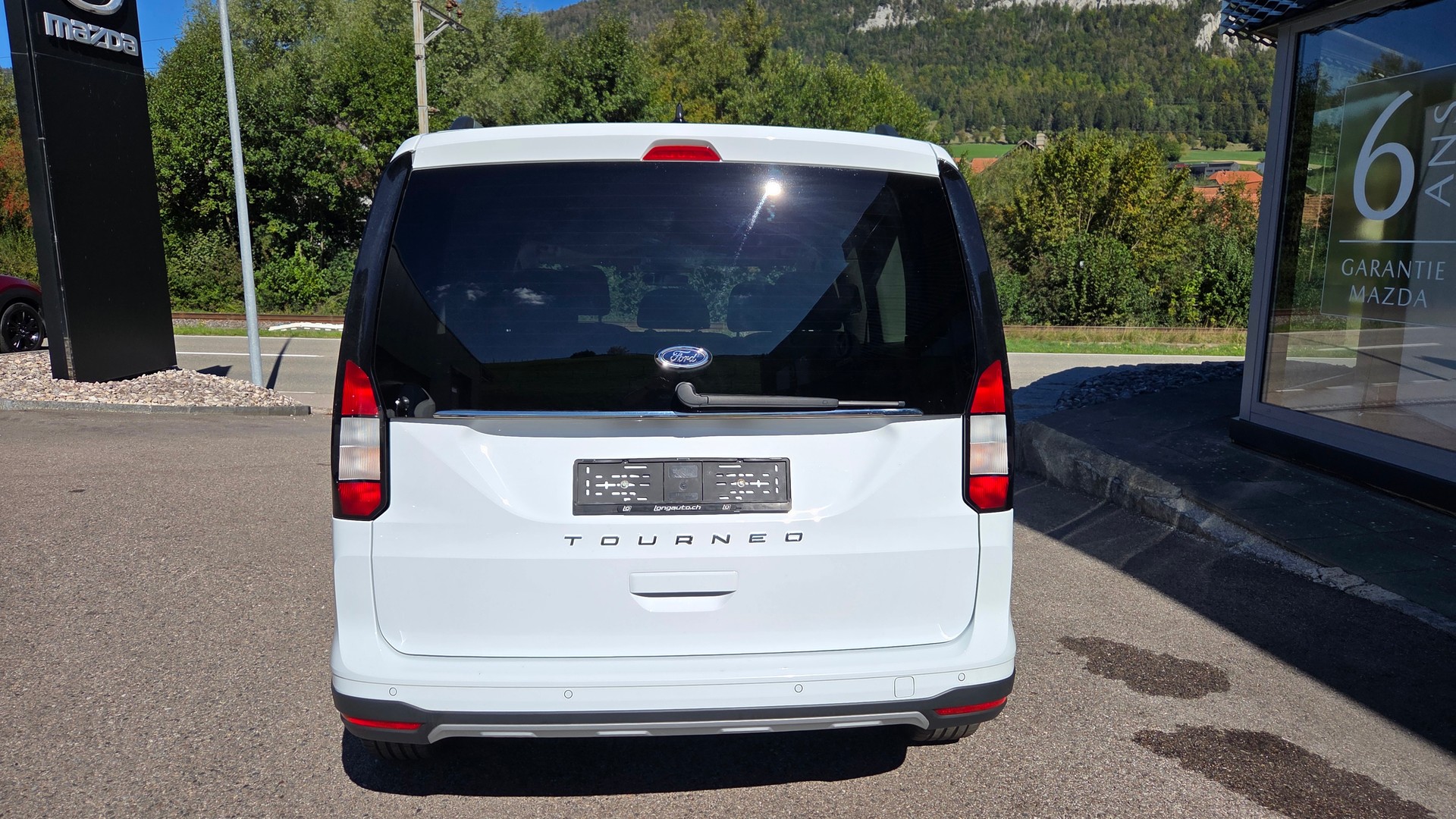 FORD Tourneo Connect 2.0 EcoBlue Active-image-5